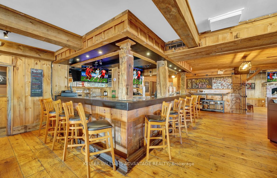1812 Simcoe County Rd 27 Property Photo 8