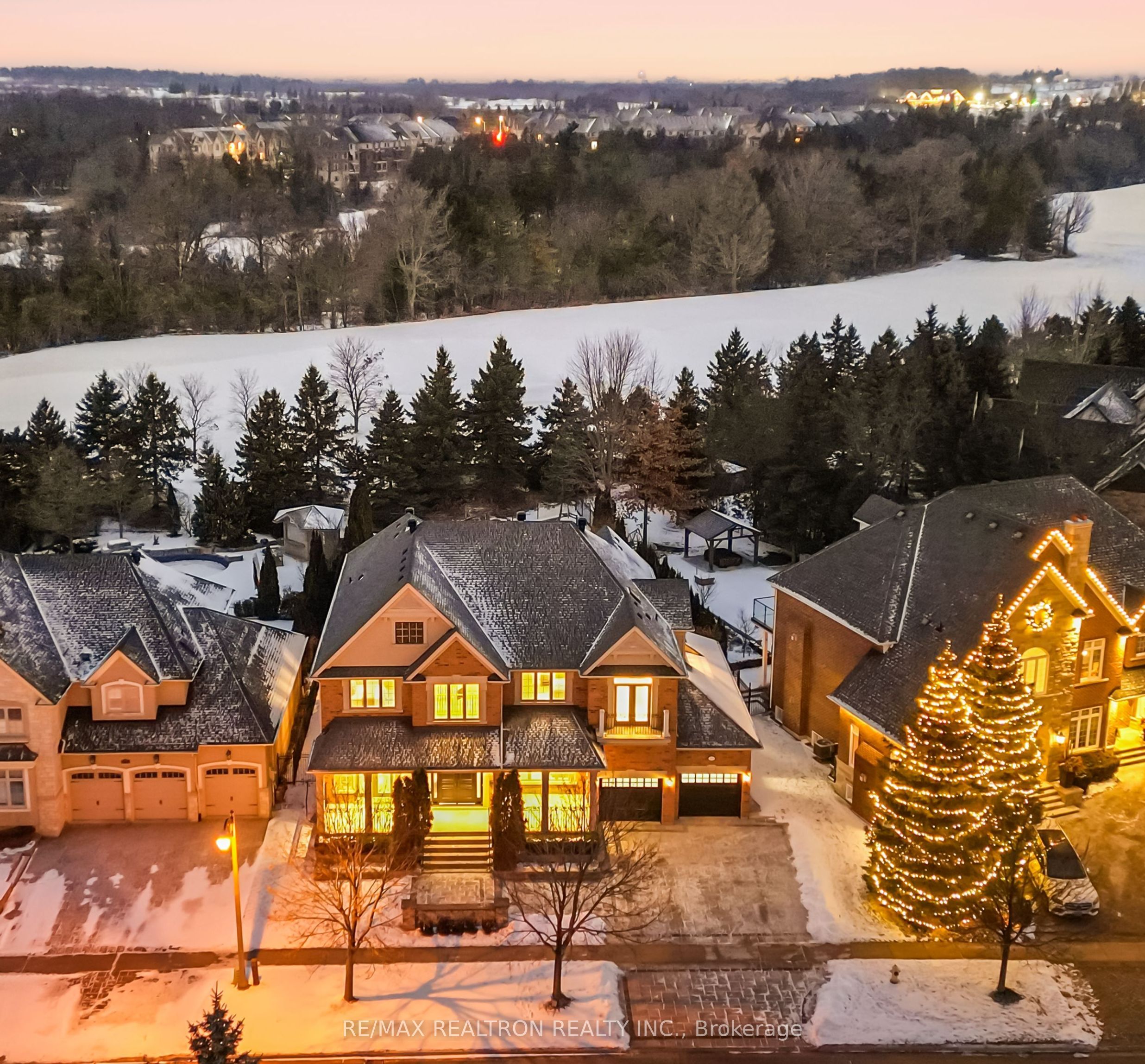 100 Angus Glen Boulevard Property Photo 1