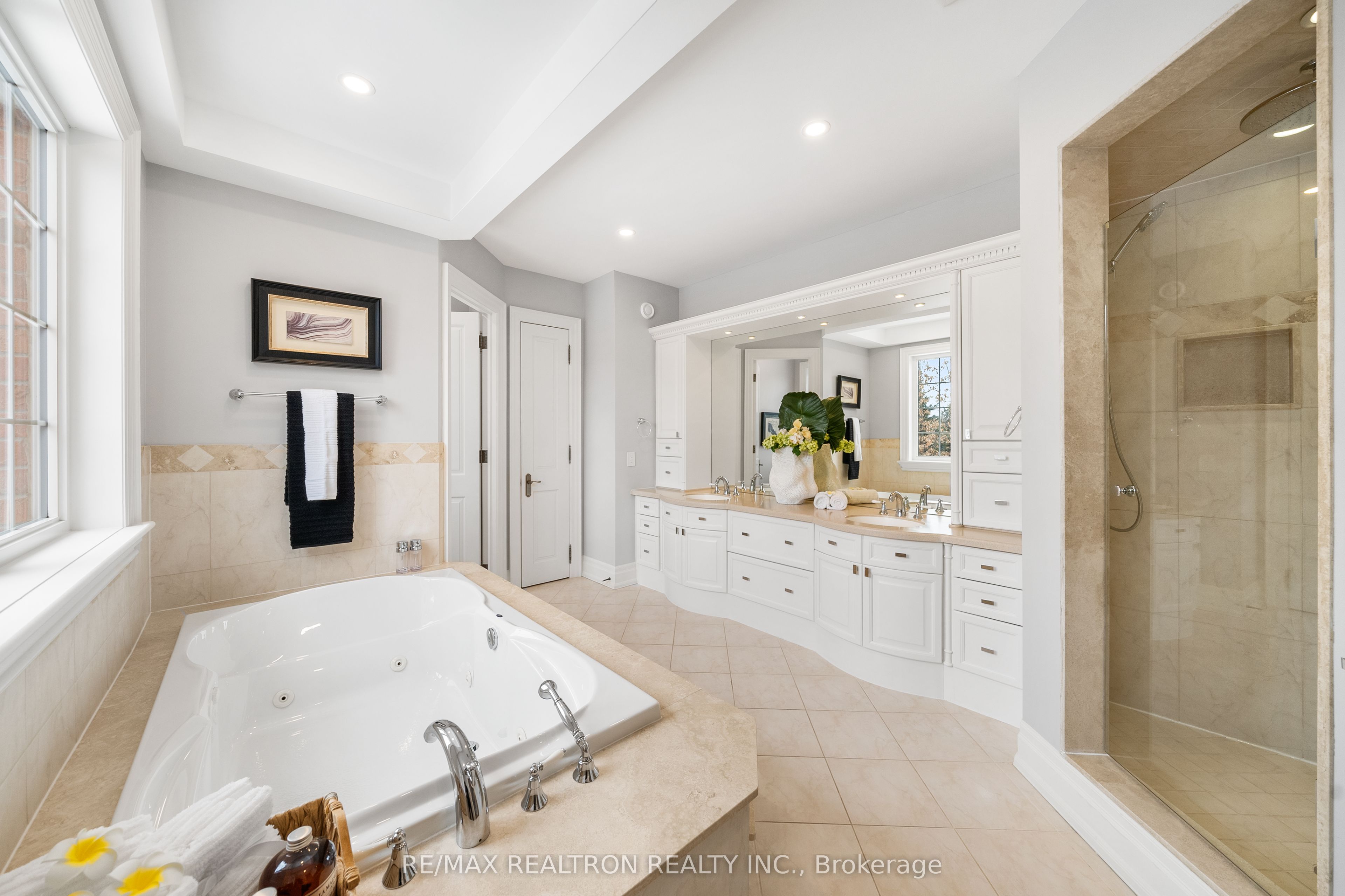 100 Angus Glen Boulevard Property Photo 26