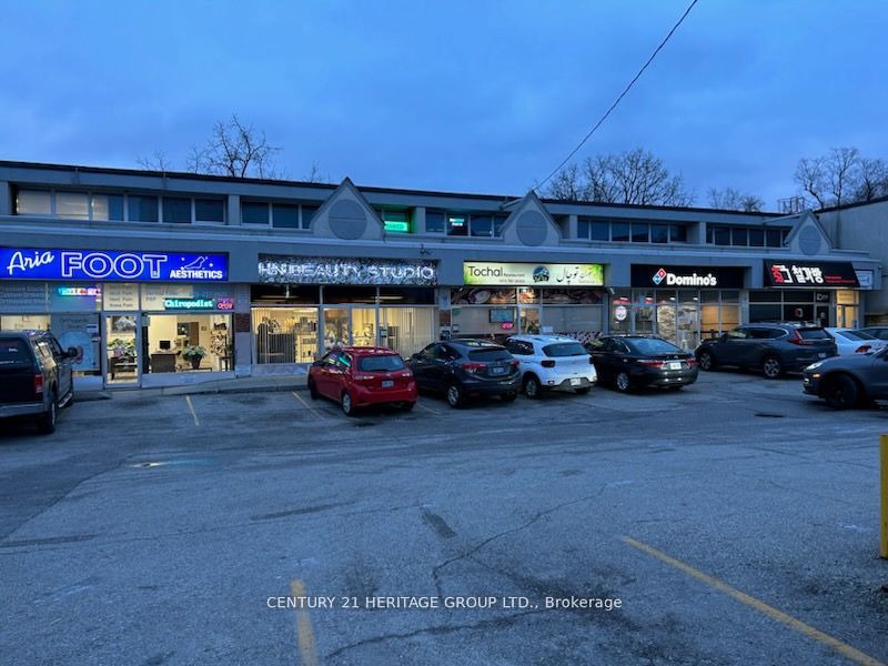 #211 - 10255 Yonge Street Property Photo 1