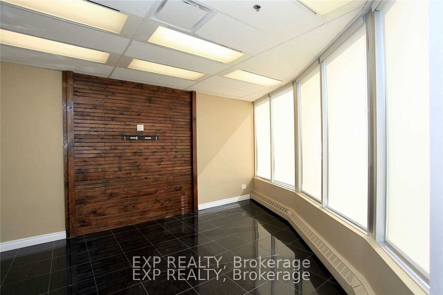 #304-305 - 7368 Yonge Street Property Photo 10