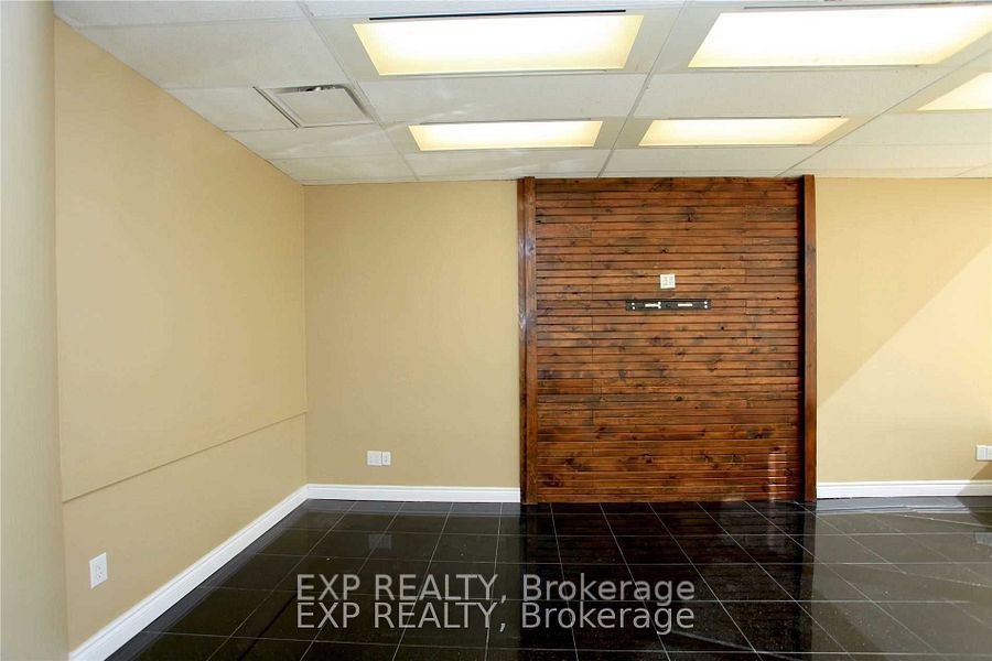 #304-305 - 7368 Yonge Street Property Photo 11