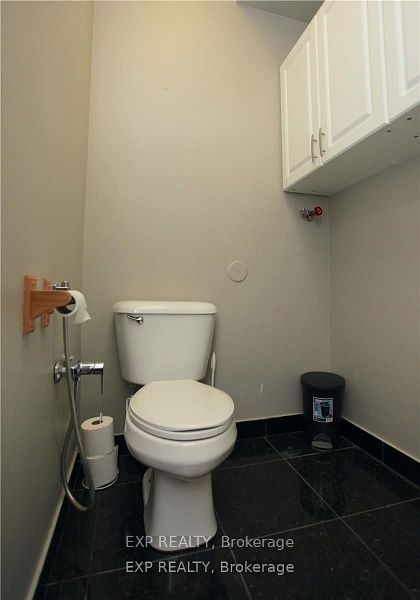 #304-305 - 7368 Yonge Street Property Photo 19