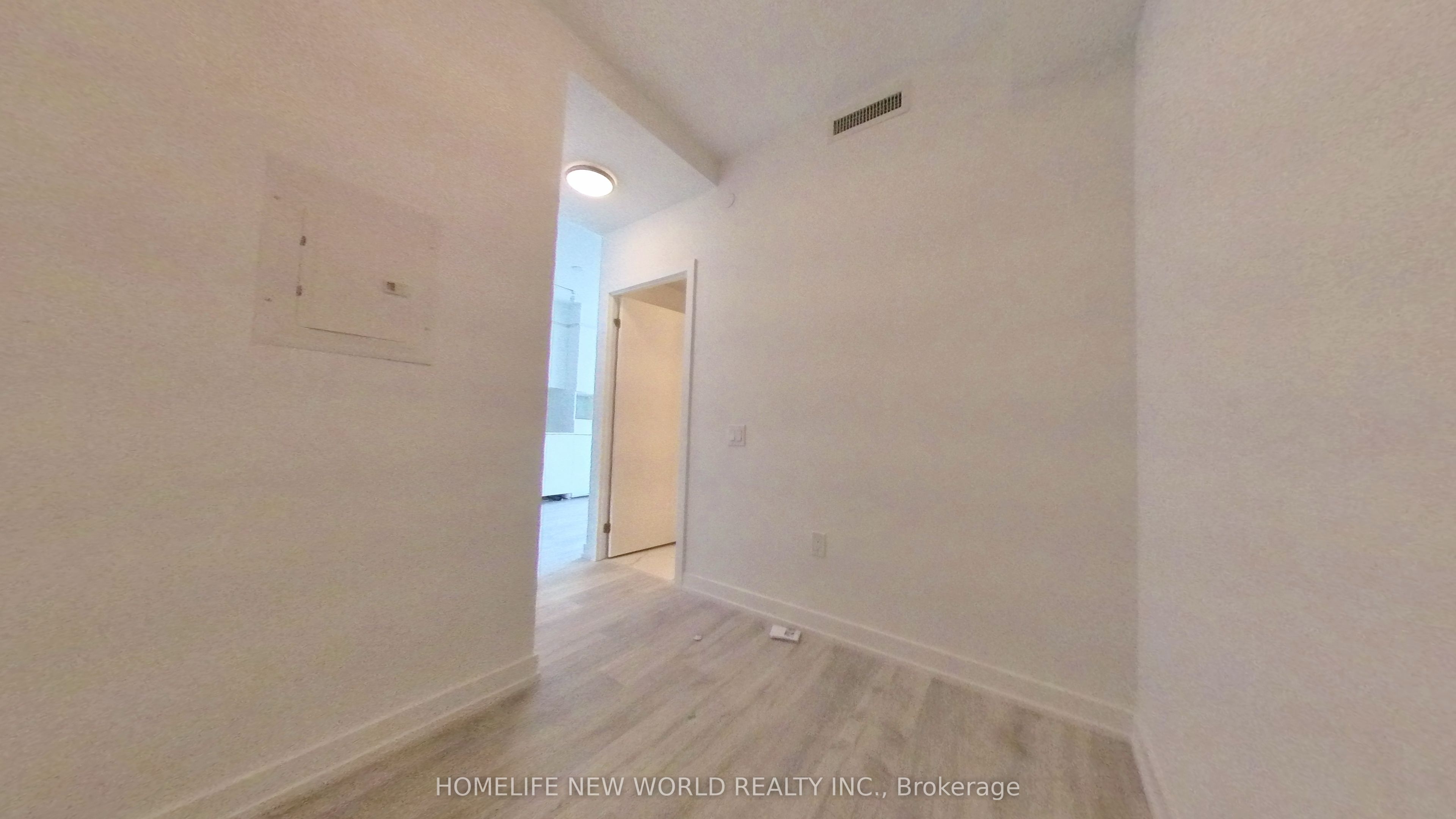 8888 Yonge Street 307 Property Photo 3