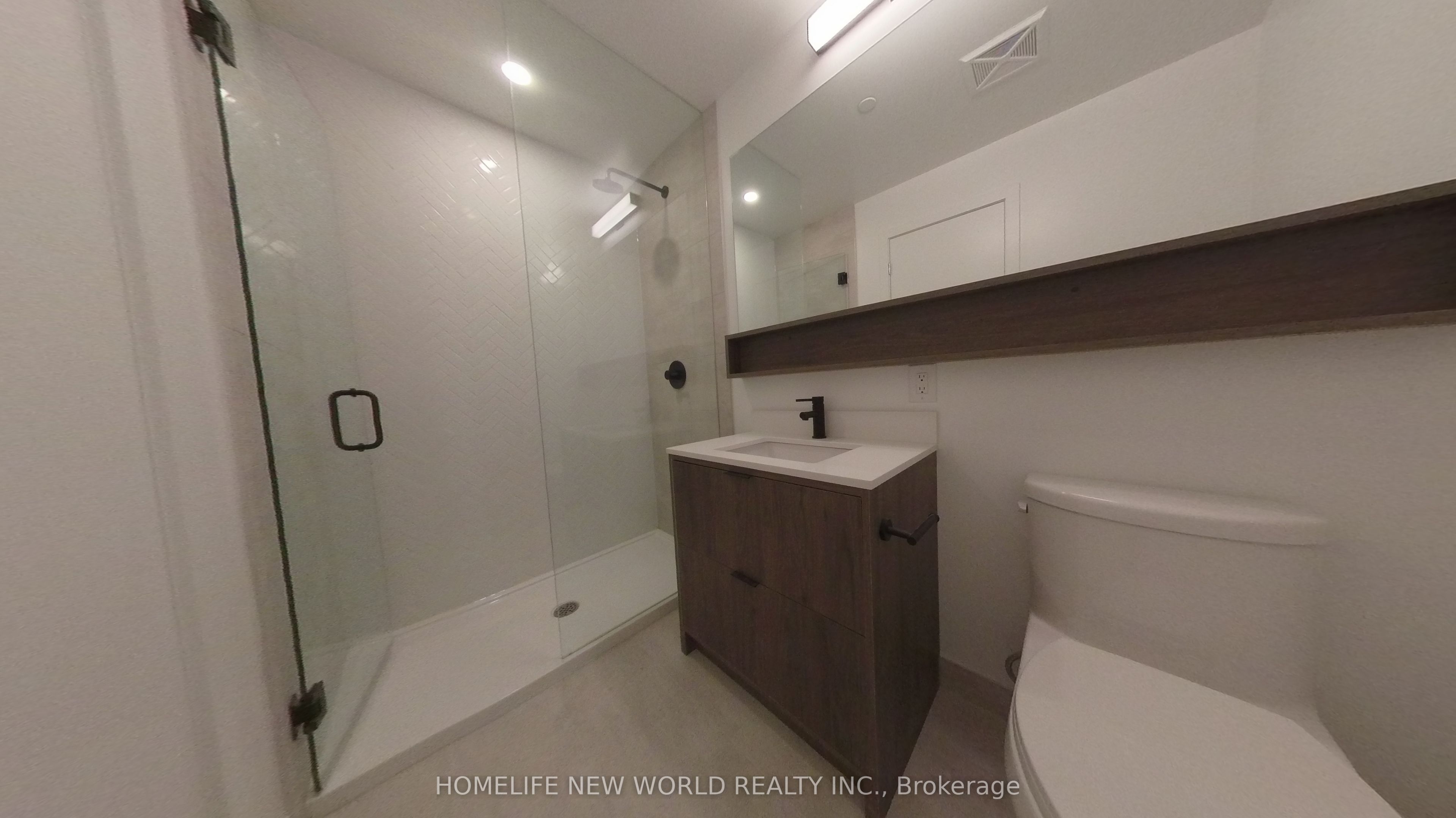 8888 Yonge Street 307 Property Photo 11