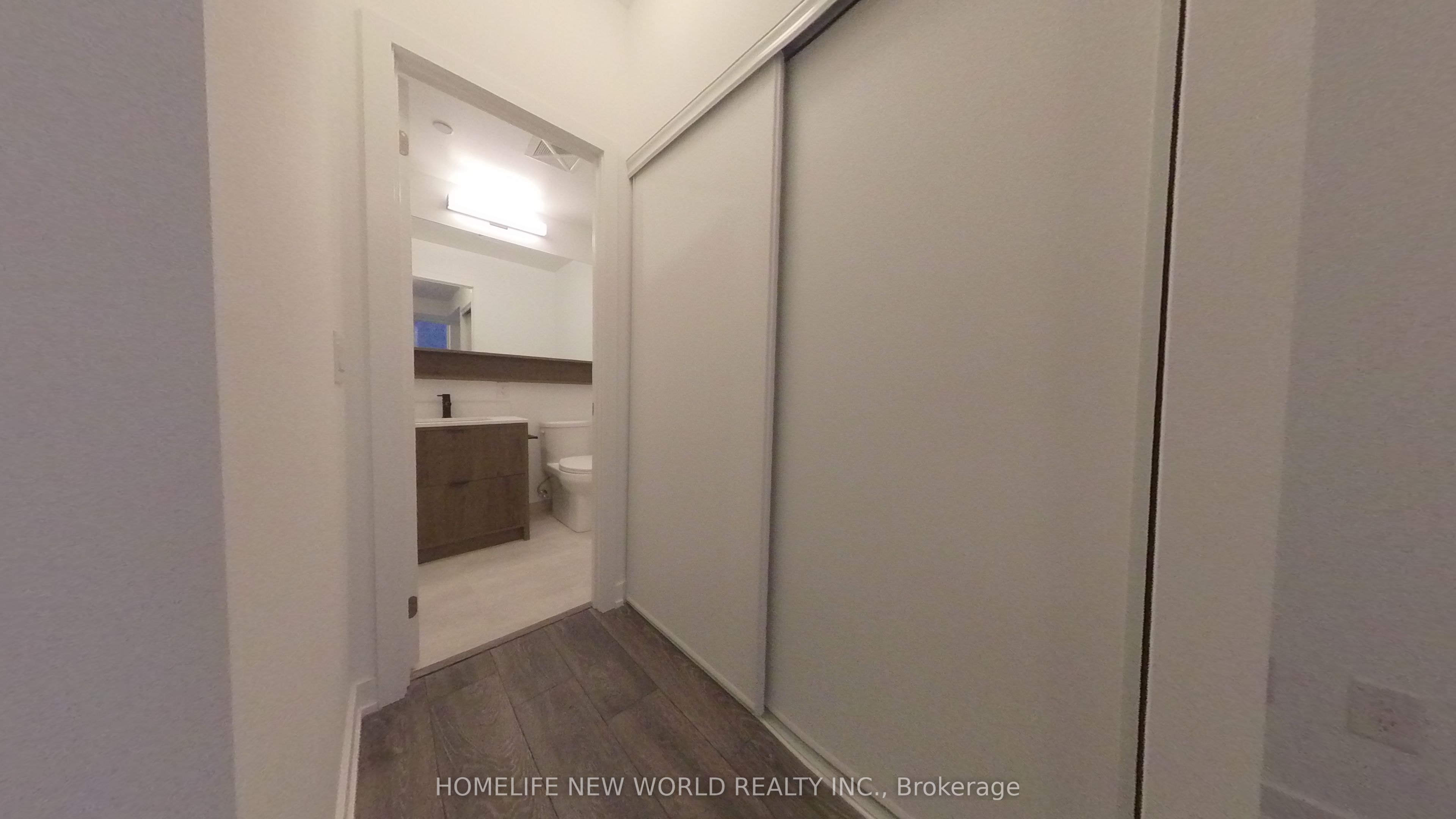 8888 Yonge Street 307 Property Photo 12