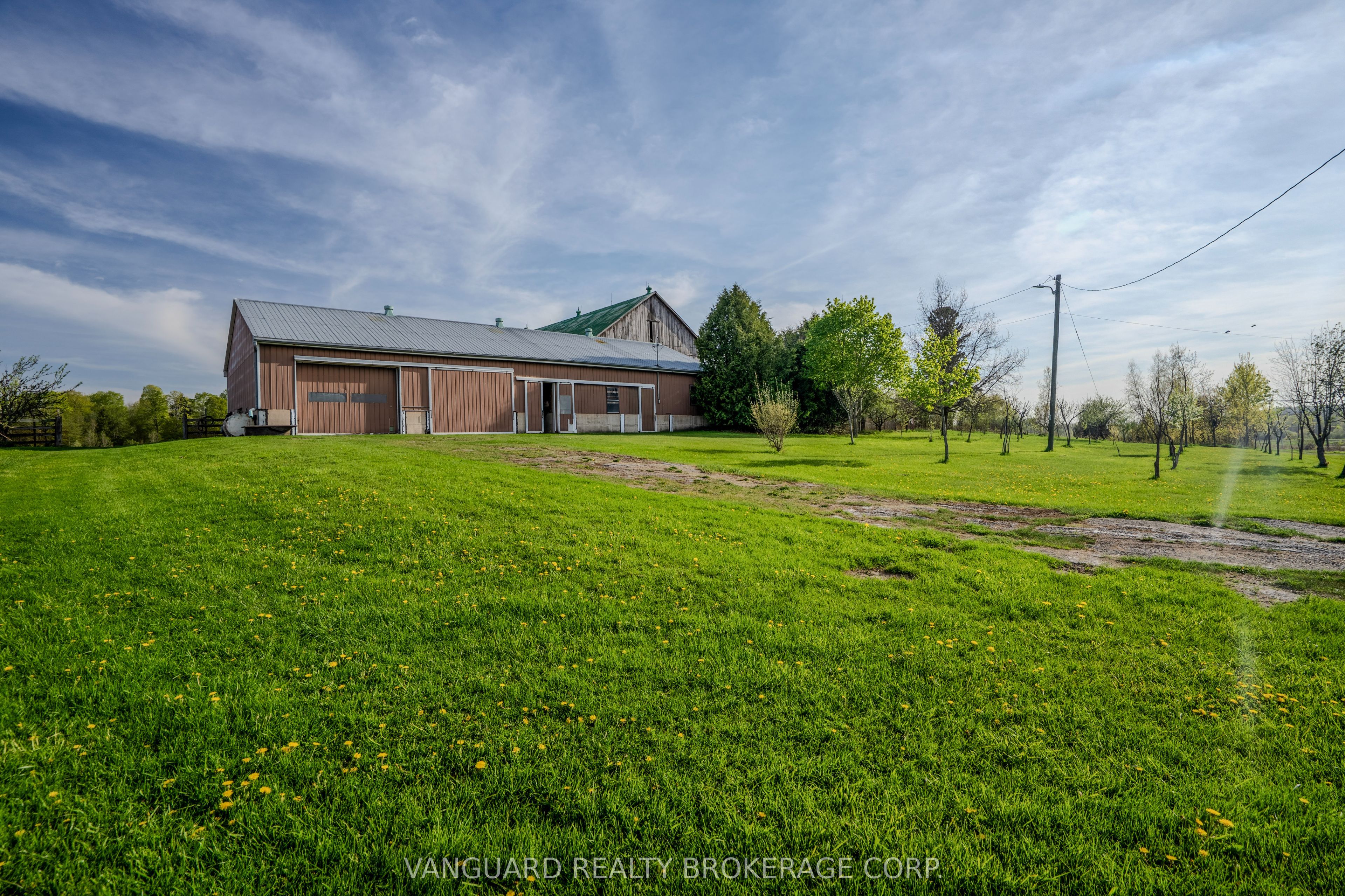 3269 Concession 7 Road Property Photo 3