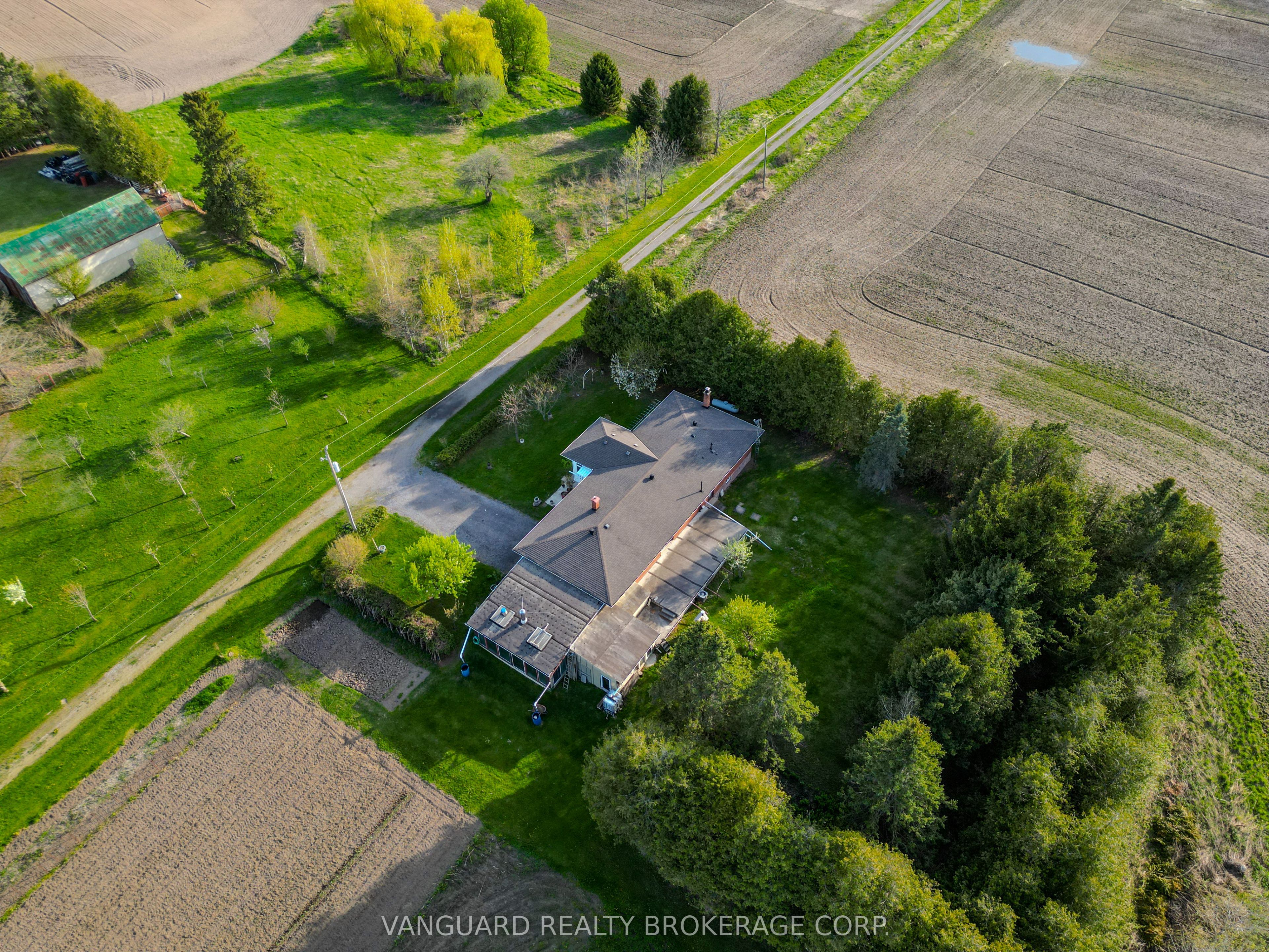 3269 Concession 7 Road Property Photo 25