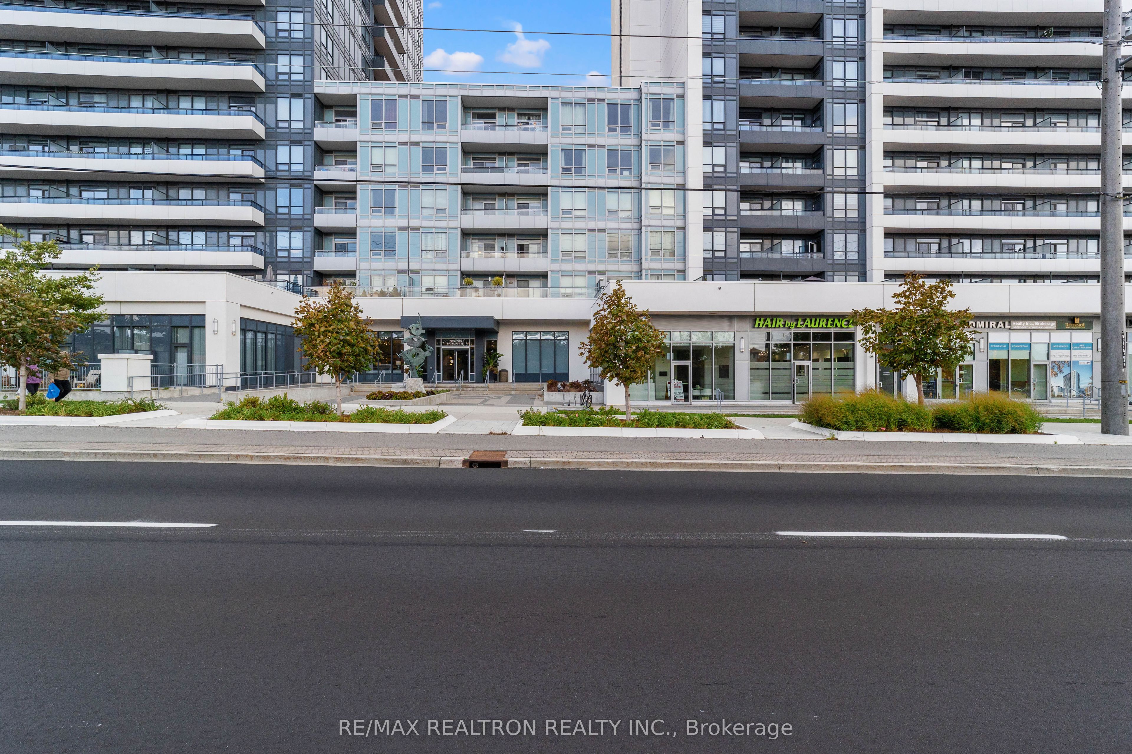 #3 - 7900 Bathurst Street Property Photo 3