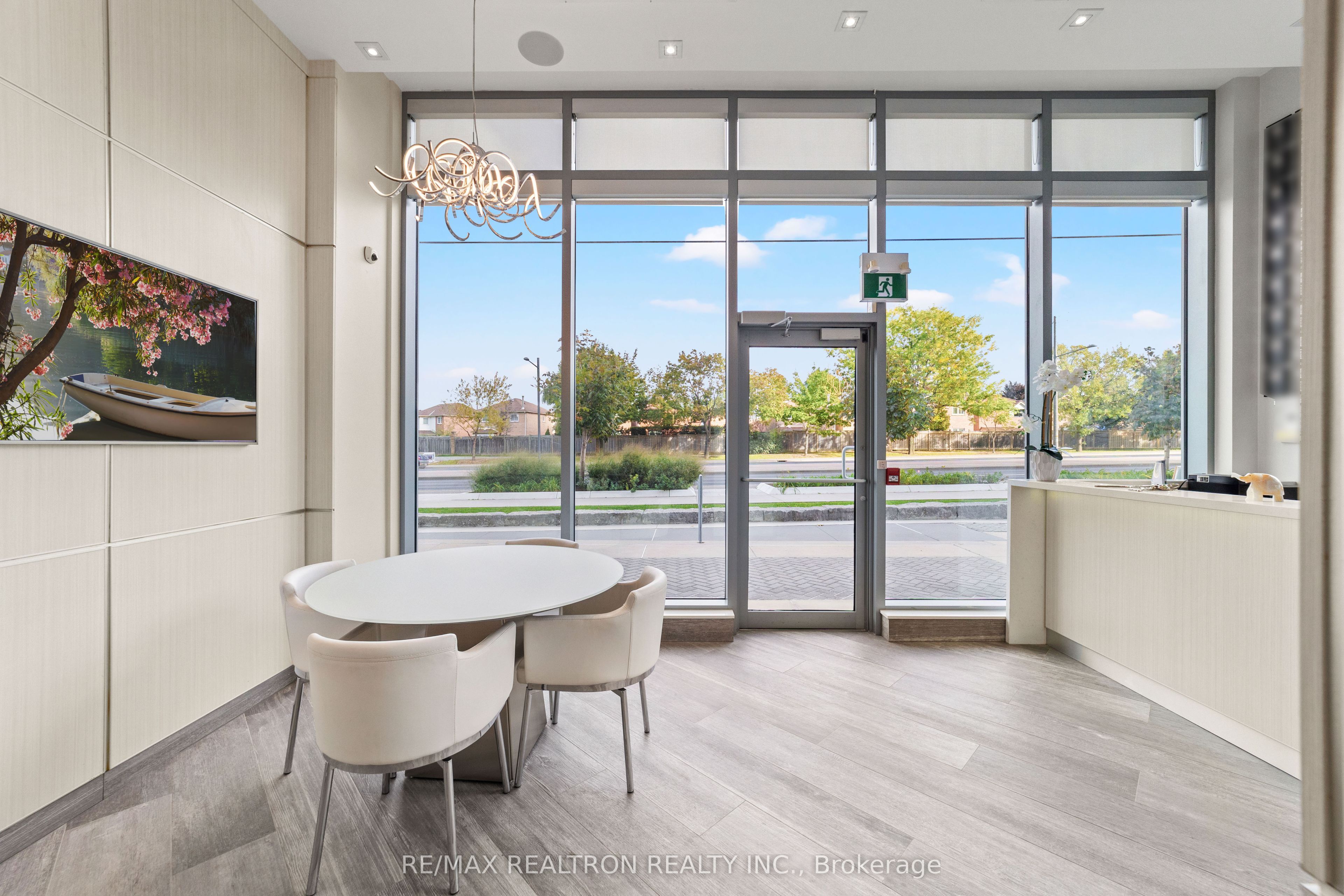 #3 - 7900 Bathurst Street Property Photo 8