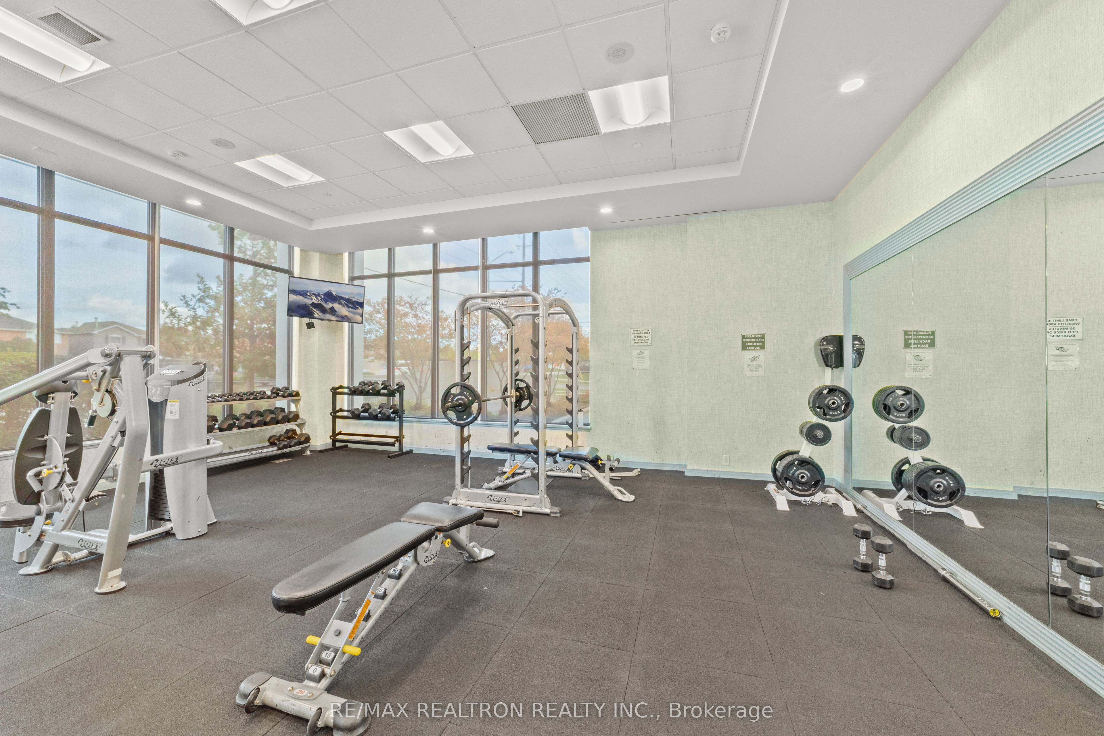 #3 - 7900 Bathurst Street Property Photo 34