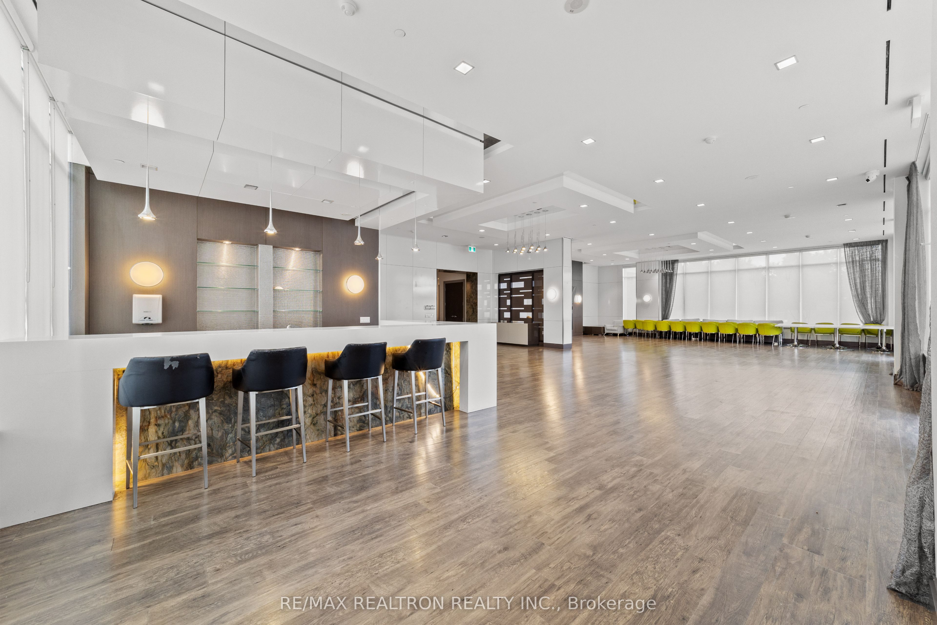#3 - 7900 Bathurst Street Property Photo 36