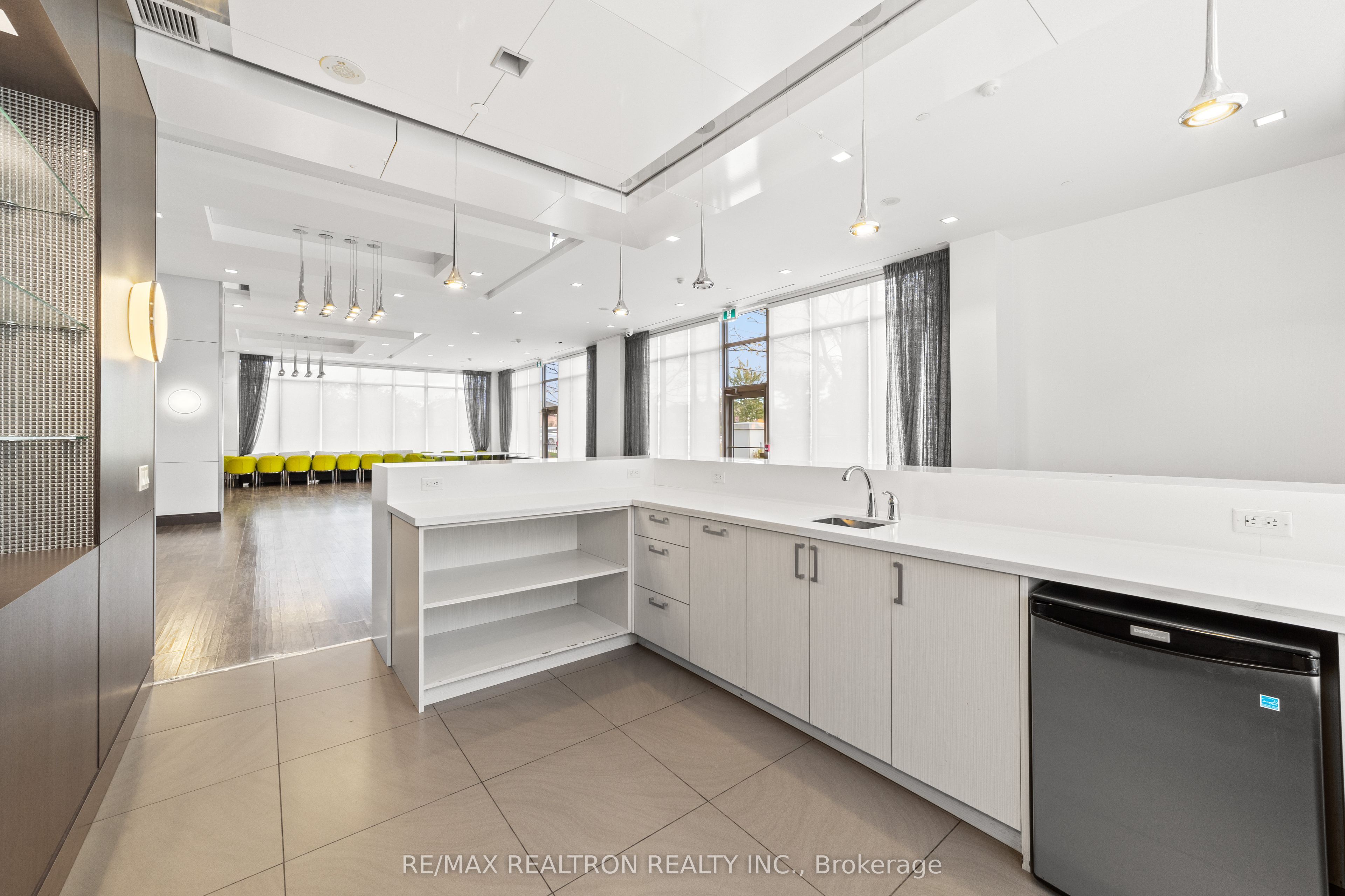 #3 - 7900 Bathurst Street Property Photo 38