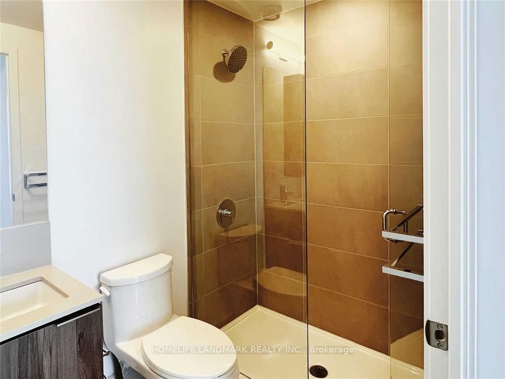 #2006 - 1000 Portage Parkway Property Photo 14