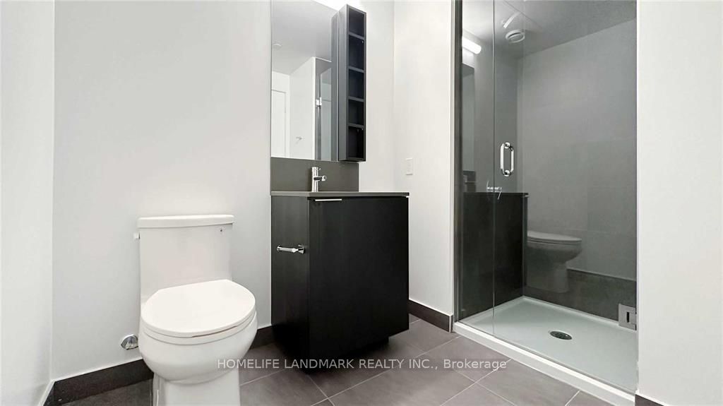 #2006 - 1000 Portage Parkway Property Photo 15