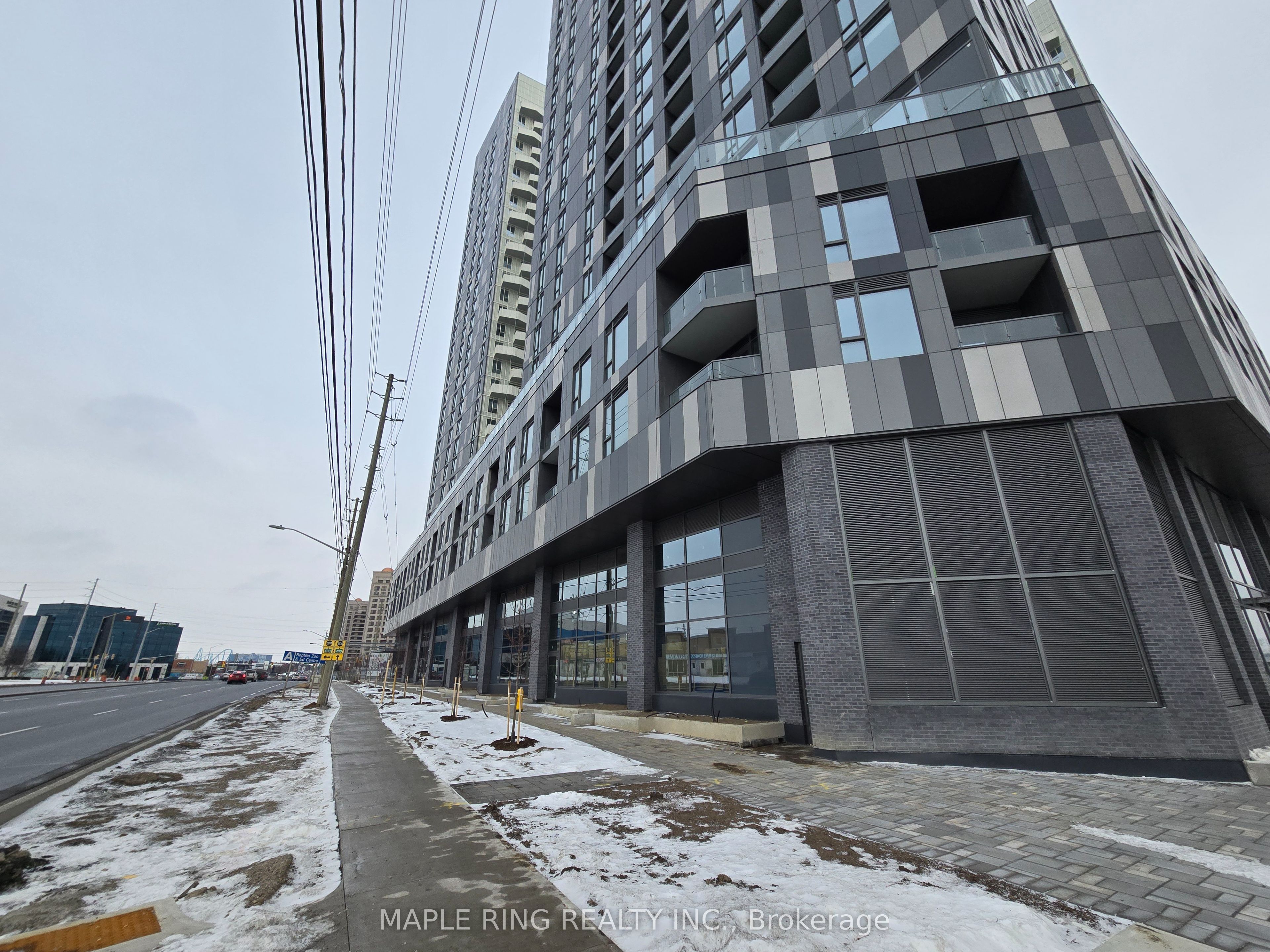 9097 Jane Street Property Photo 1