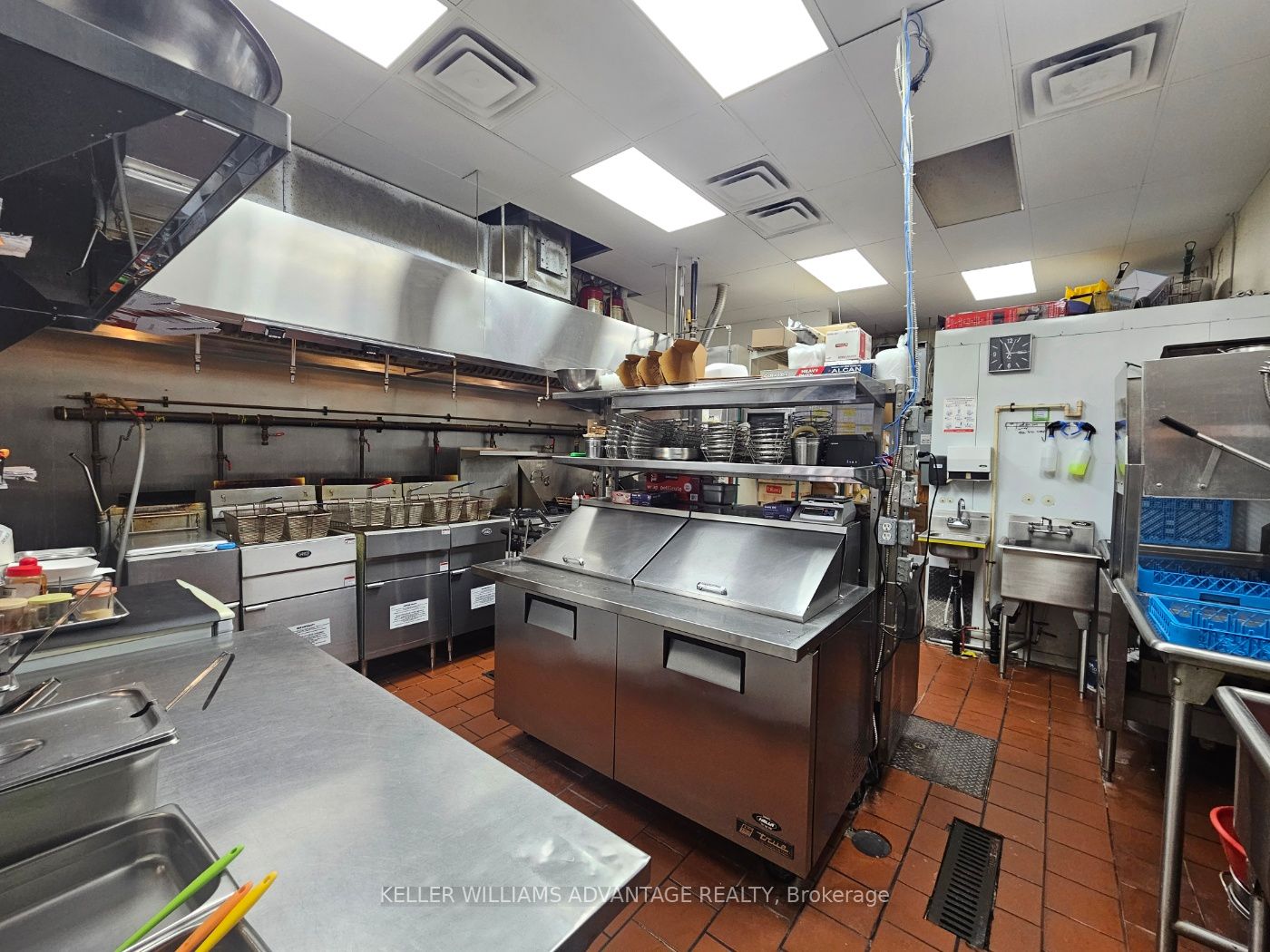 #114a - 17725 Yonge Street Property Photo 7