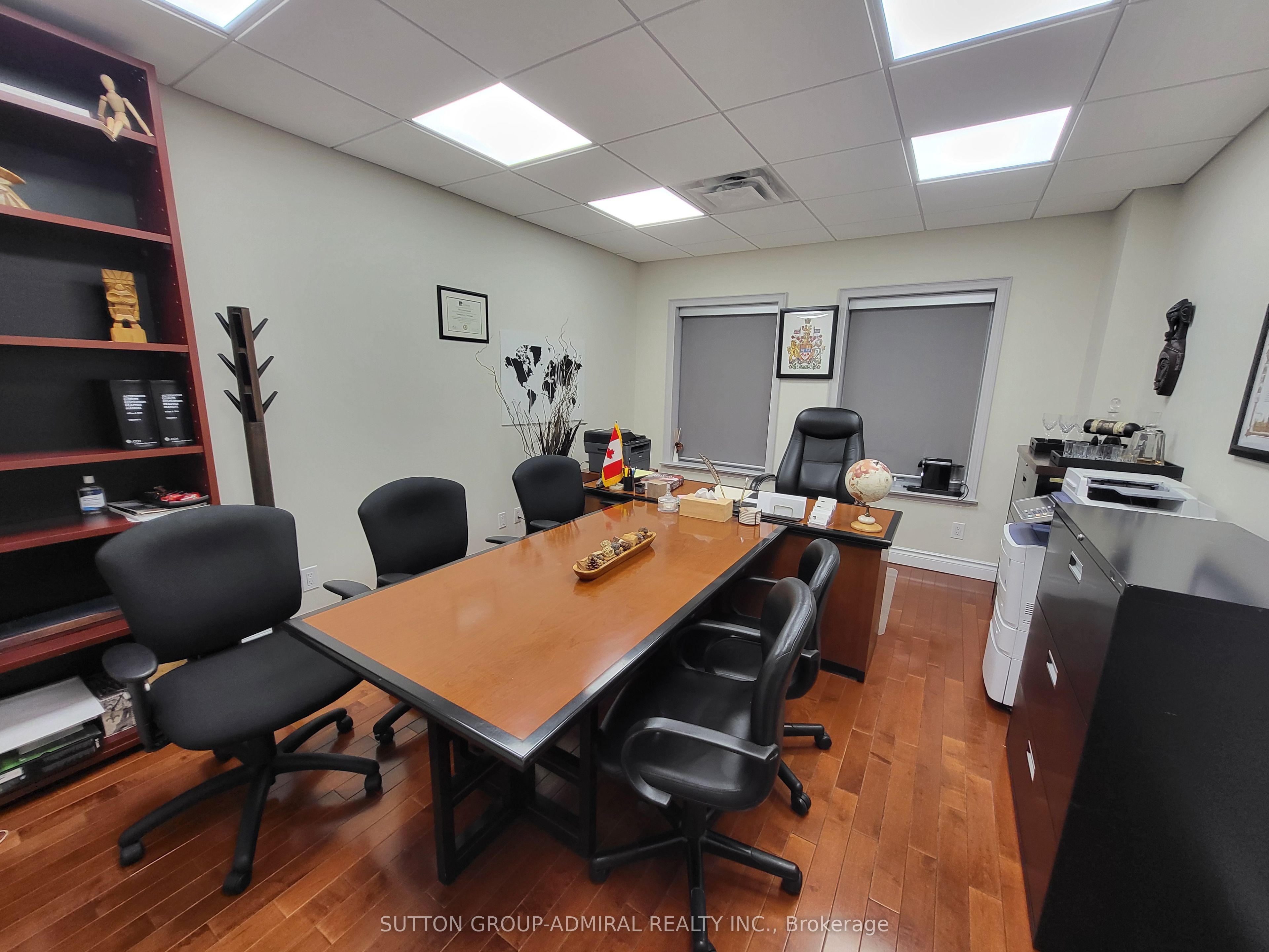 #12 - 30 Wertheim Court Property Photo 30