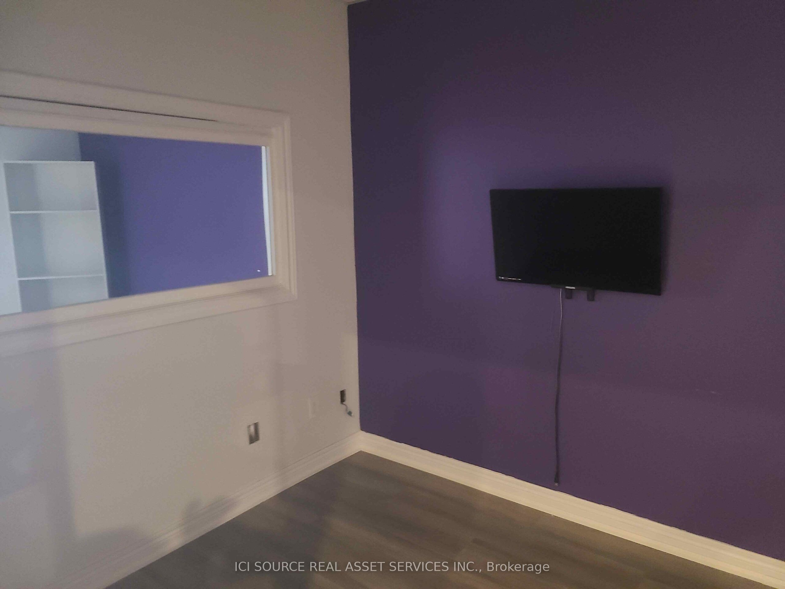 #12 - 410 Chrislea Road Property Photo 5