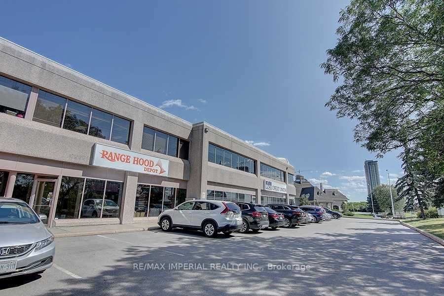 #3 - 8111 Jane Street Property Photo 4