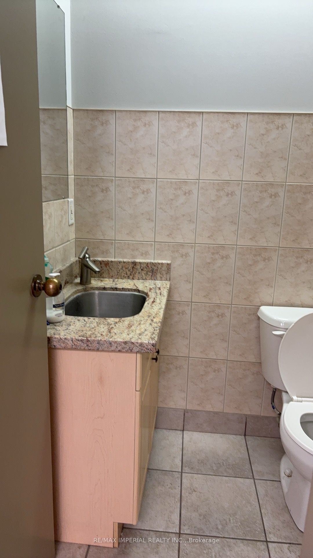 #3 - 8111 Jane Street Property Photo 11