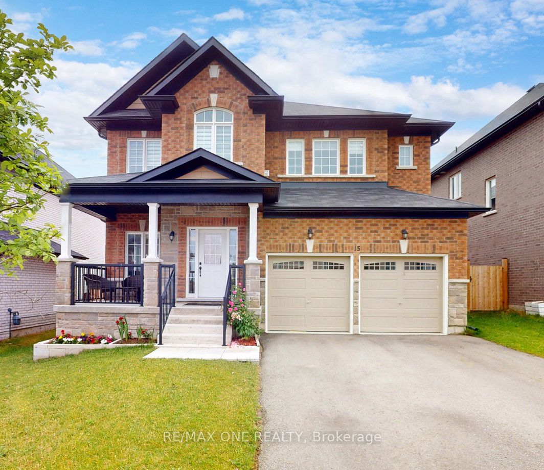 15 Haskins Crescent Property Photo 2