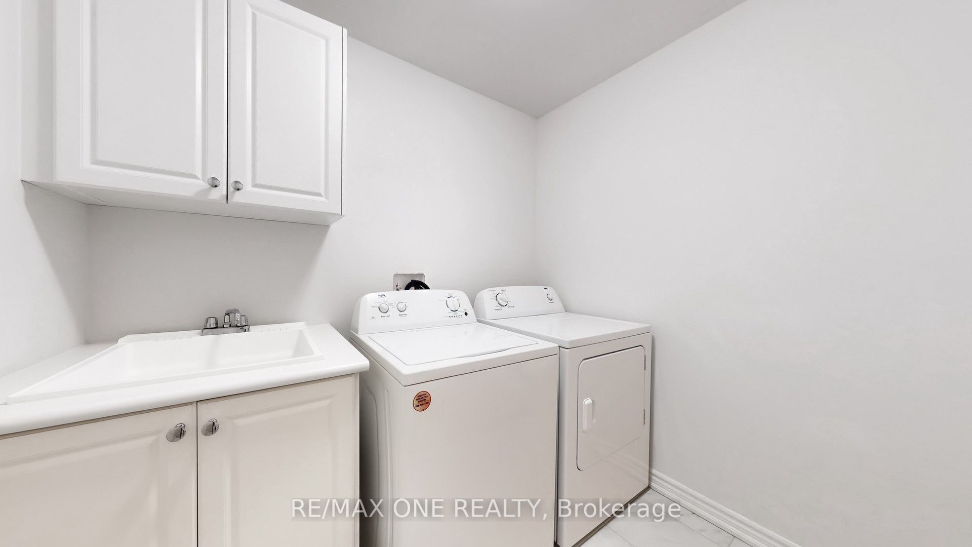 15 Haskins Crescent Property Photo 12