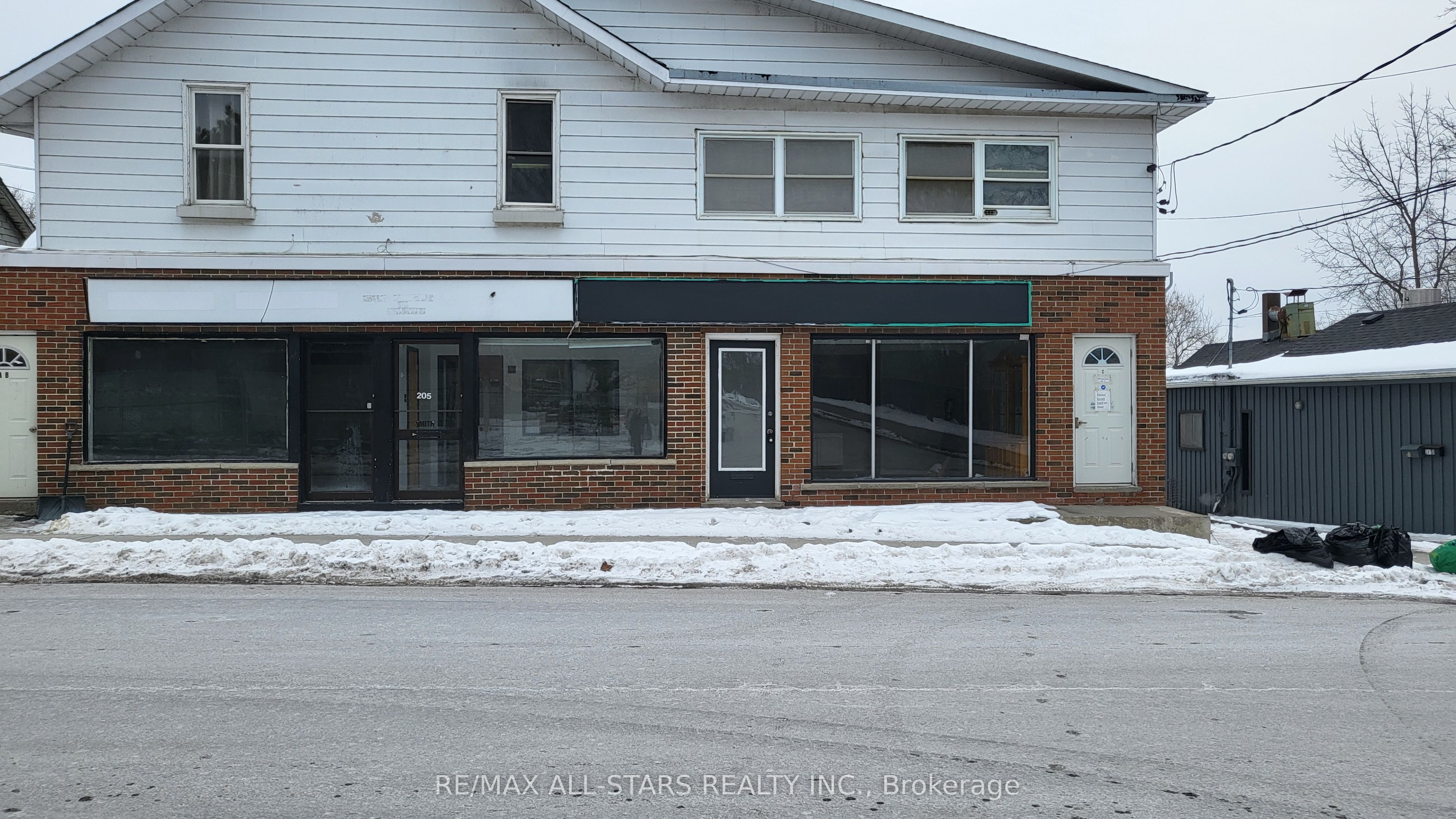#3 - 205 Church Street Property Photo 1
