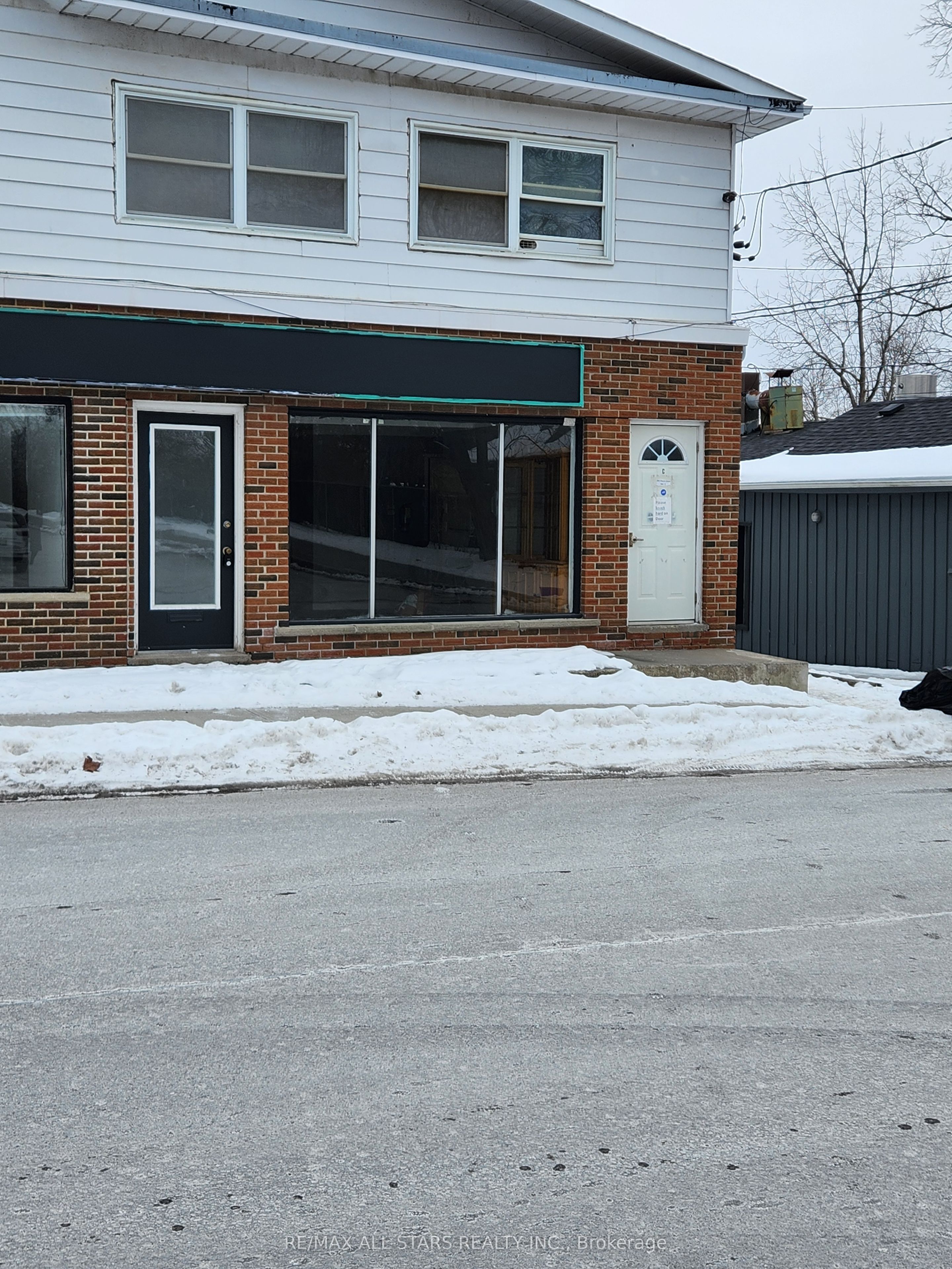 #3 - 205 Church Street Property Photo 4