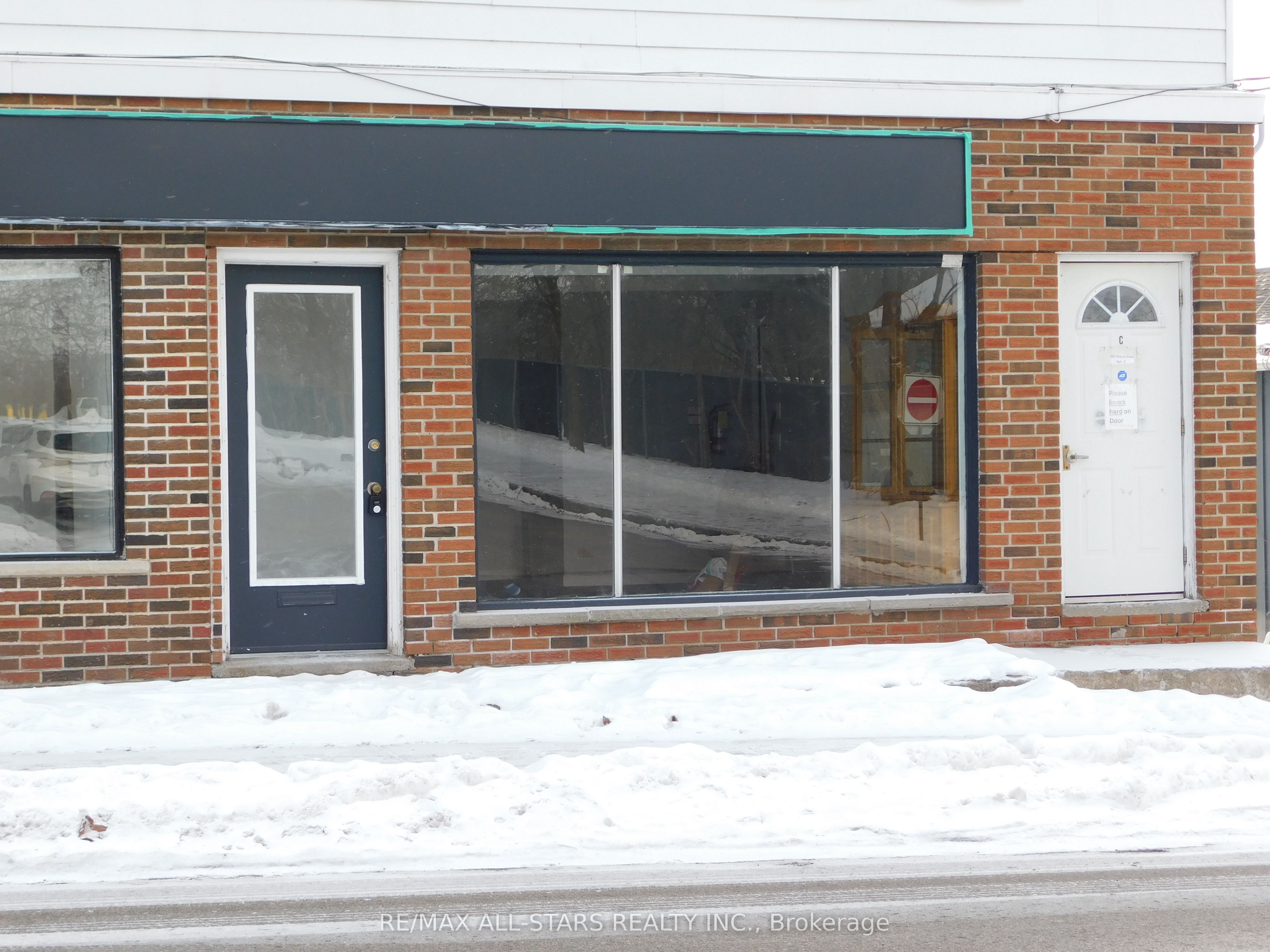 #3 - 205 Church Street Property Photo 6