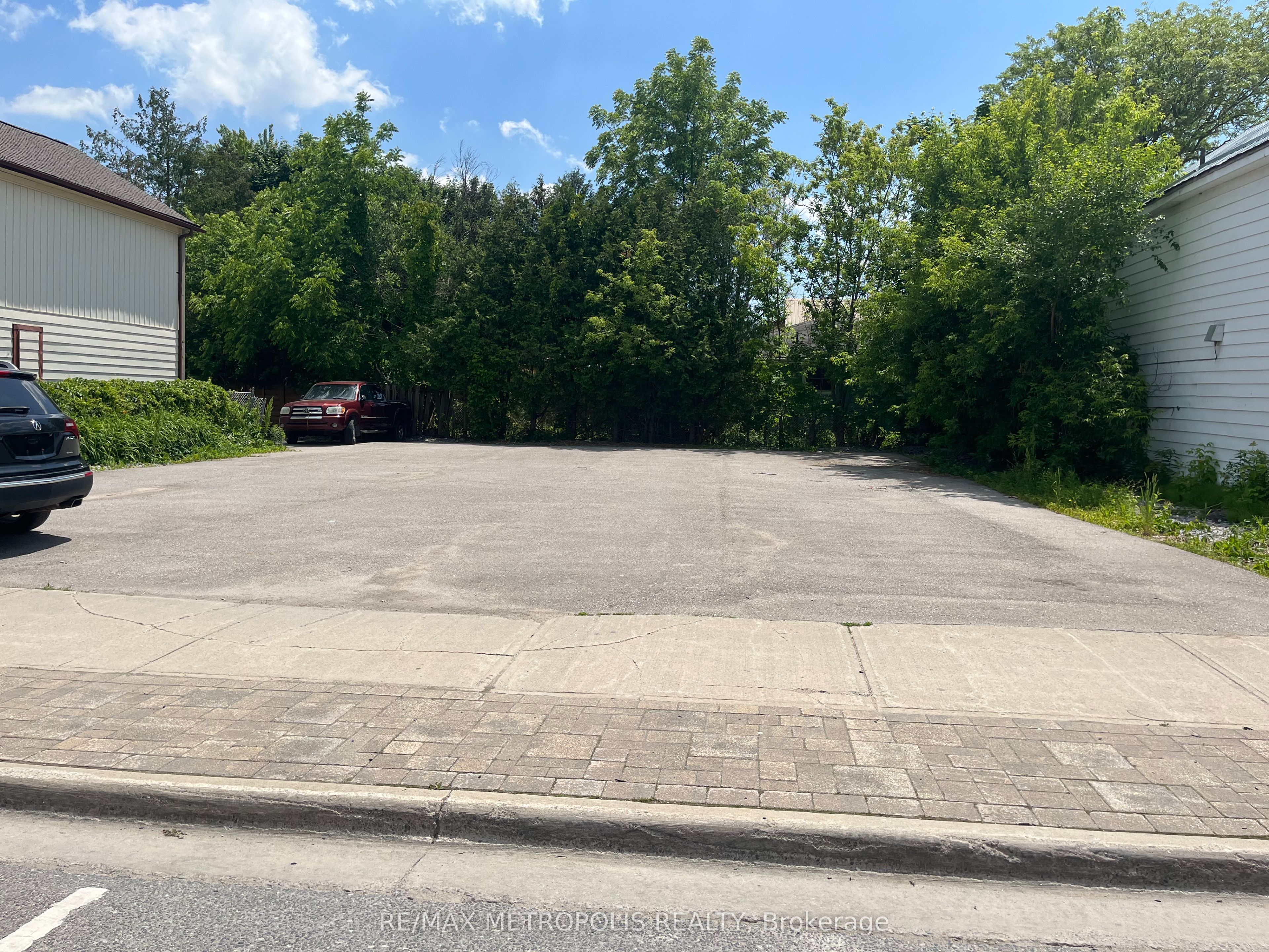 109 River Street Property Photo 2