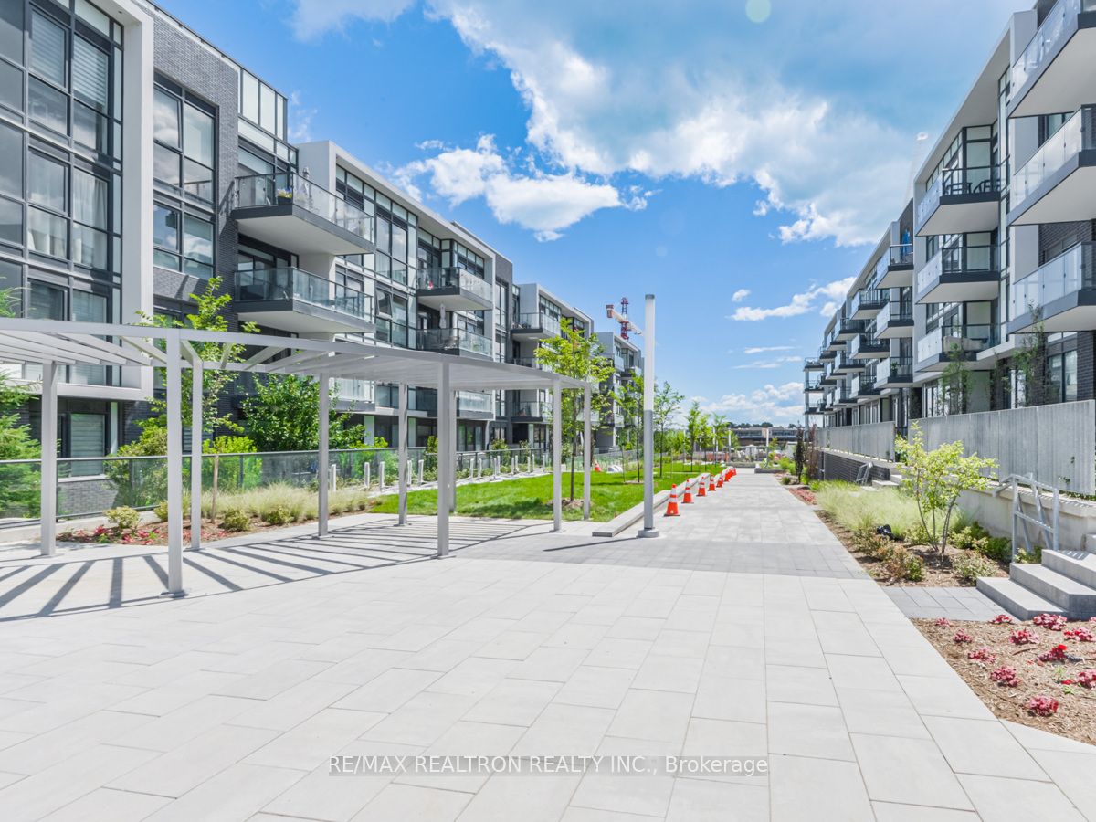 #348 - 415 Sea Ray Avenue Property Photo 4