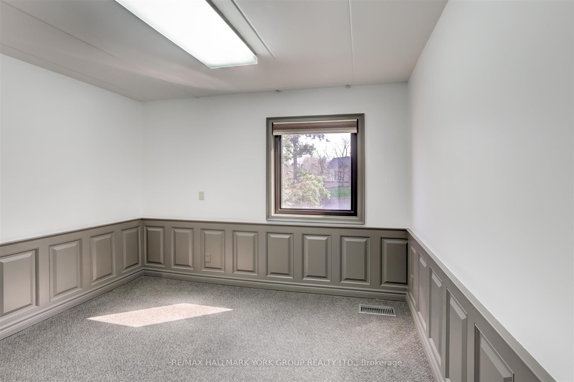 15064 Yonge Street Property Photo 11