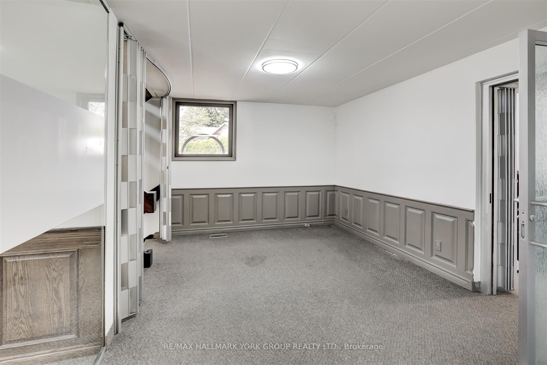 15064 Yonge Street Property Photo 18