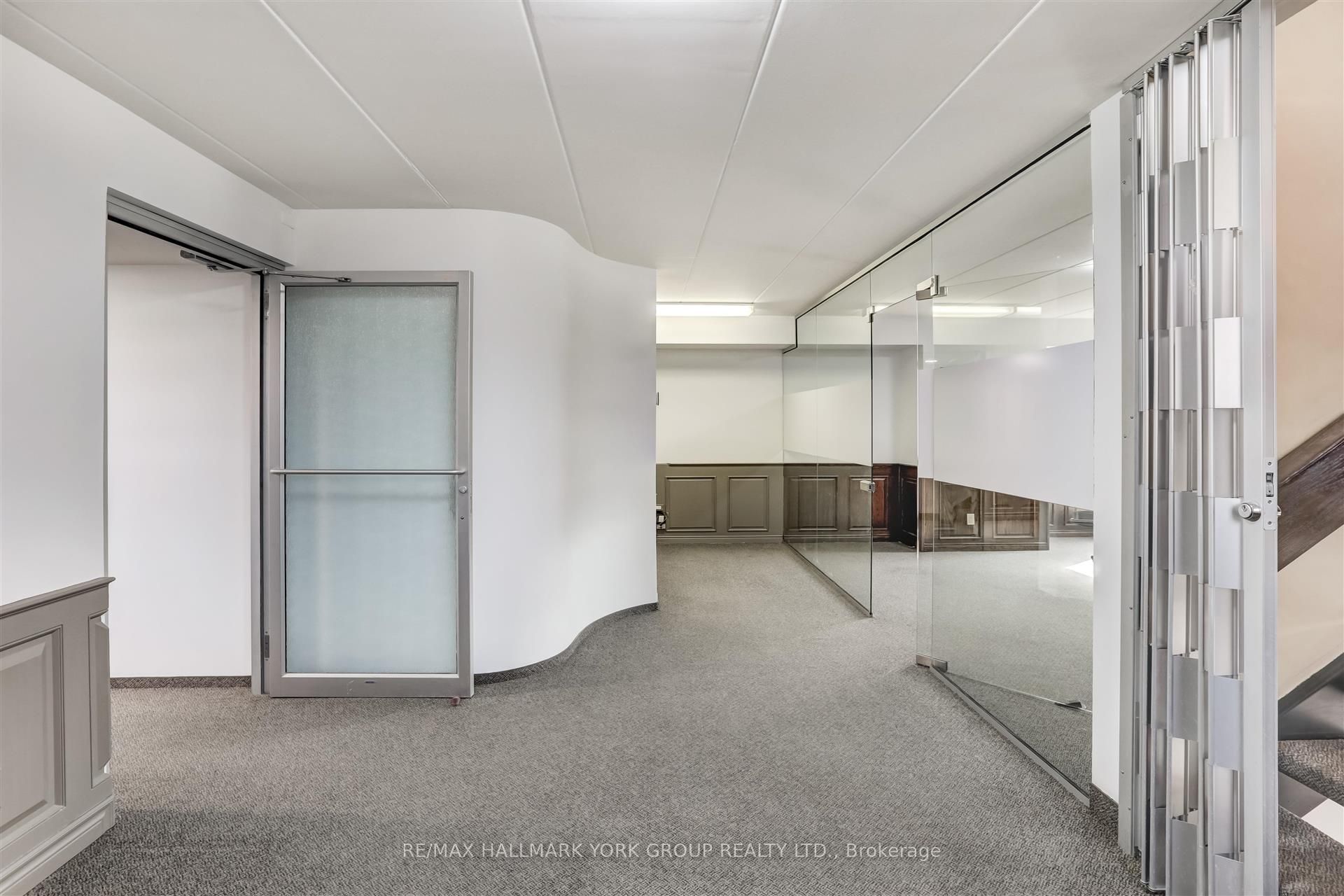 15064 Yonge Street Property Photo 21