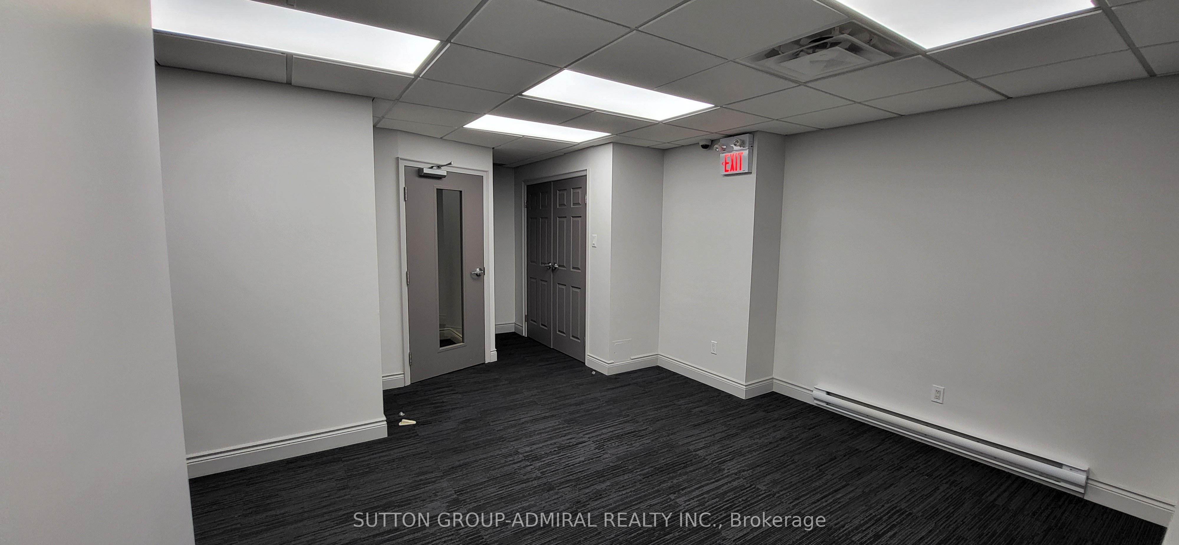 #12 - 30 Wertheim Court Property Photo 31