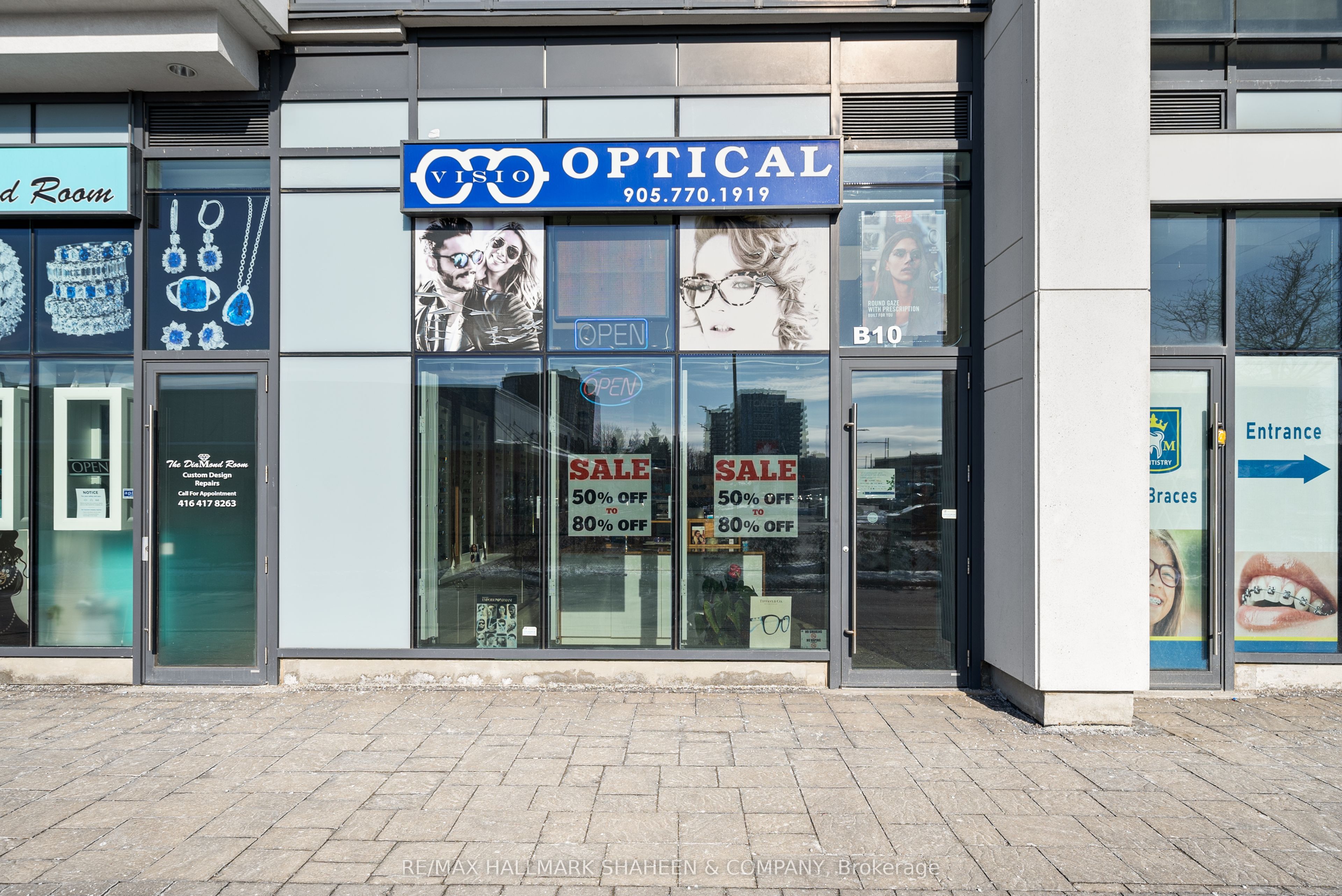 #b10 - 9610 Yonge Street Property Photo 12
