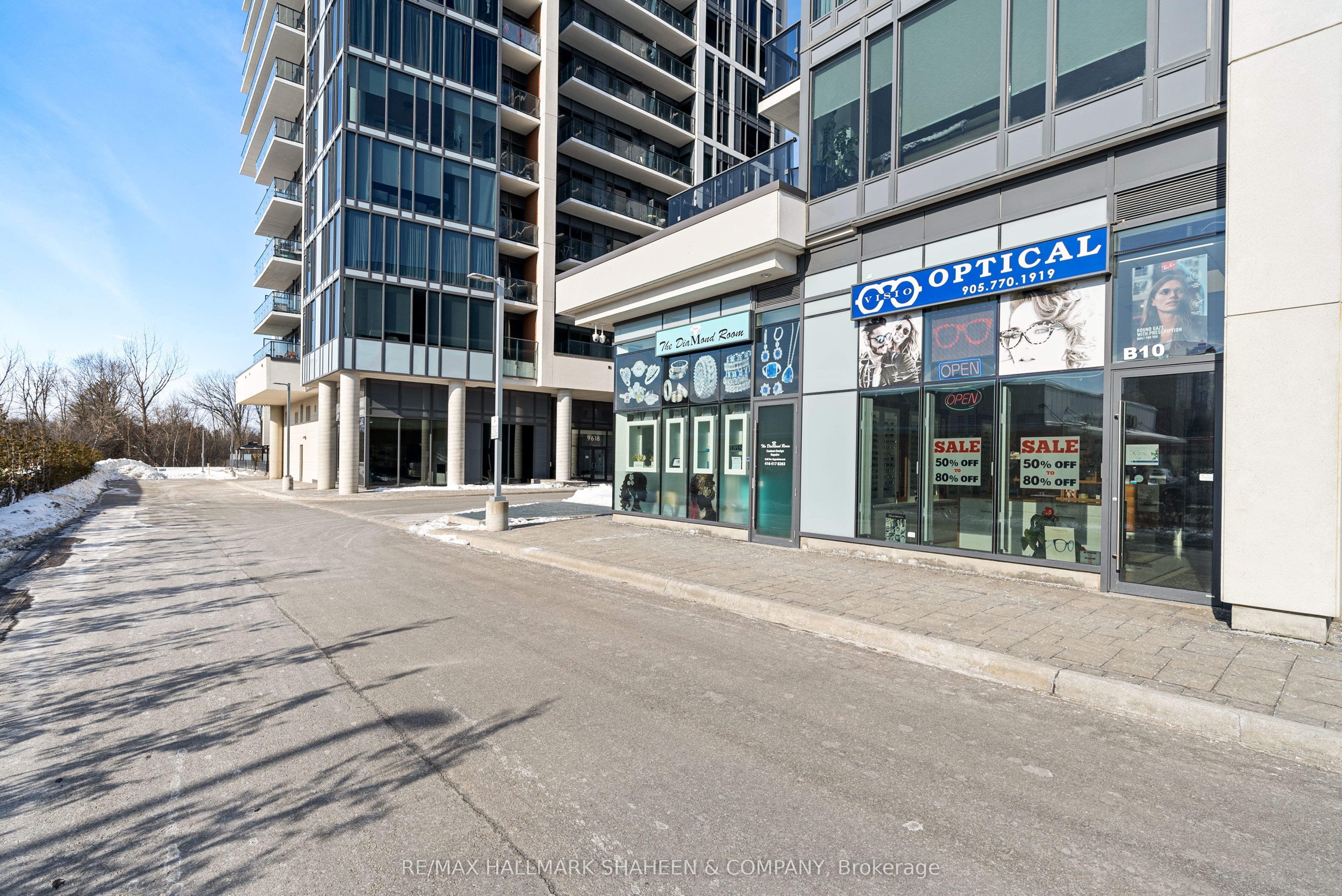 #b10 - 9610 Yonge Street Property Photo 13