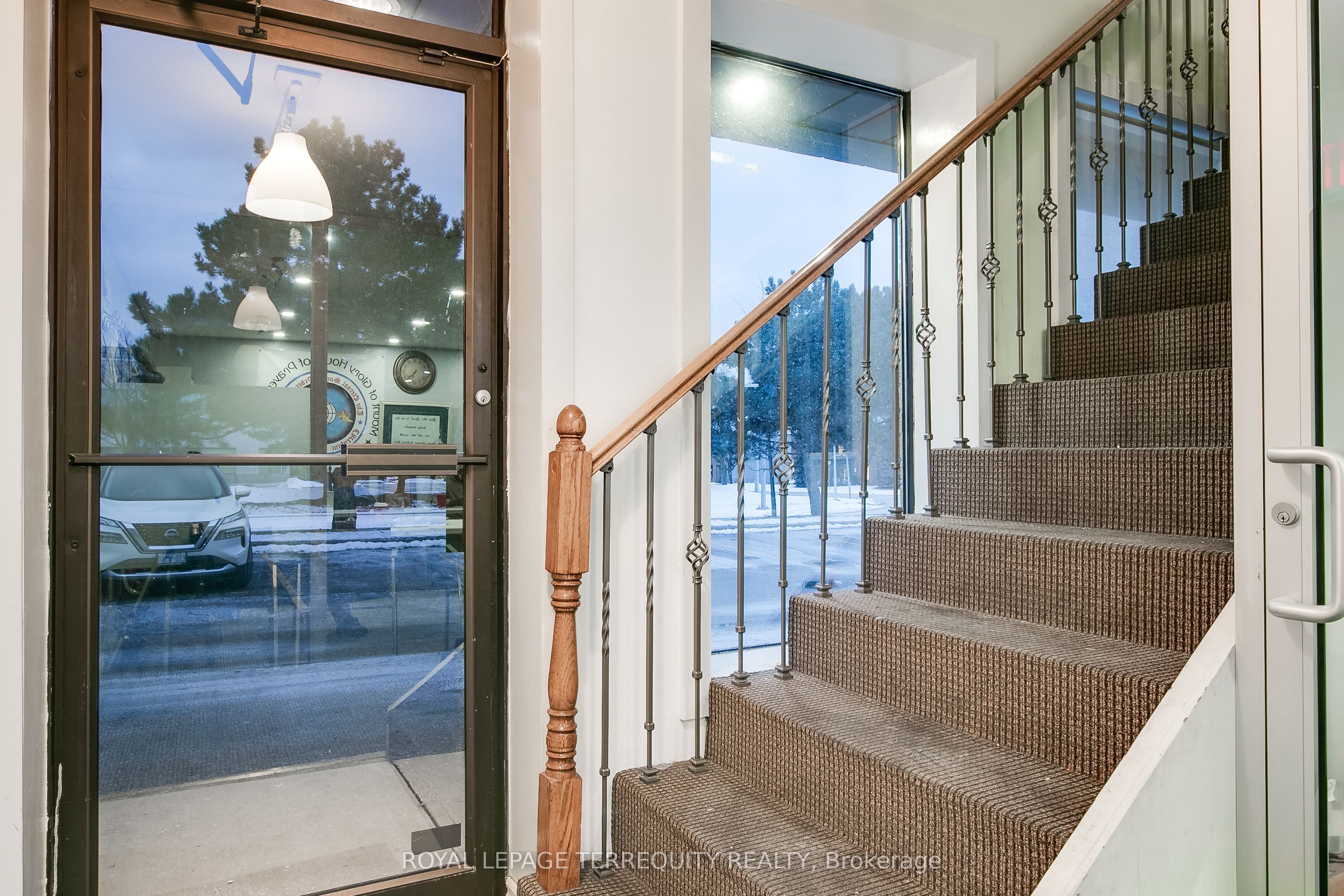 #8 - 603 Millway Avenue Property Photo 2