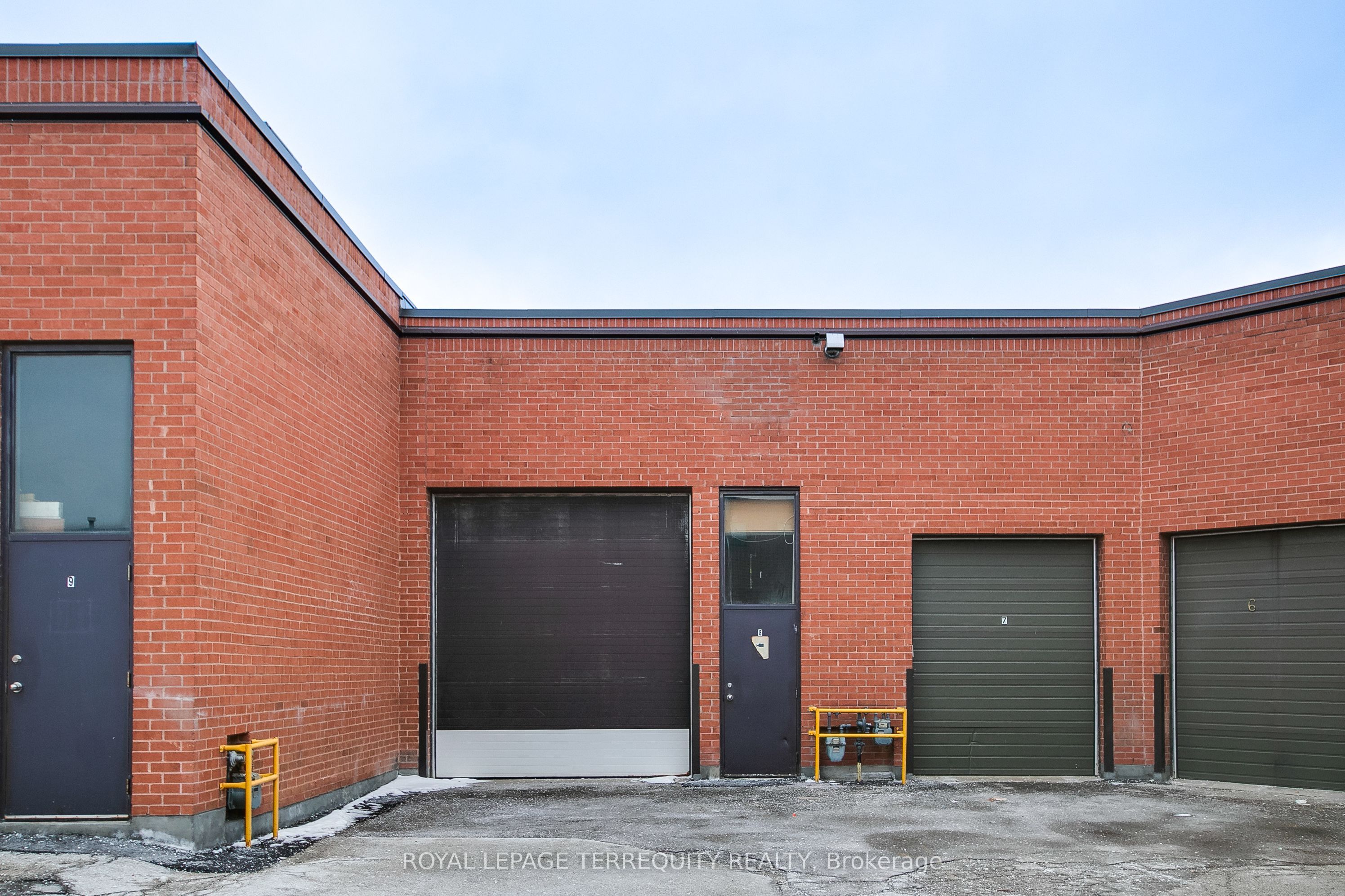 #8 - 603 Millway Avenue Property Photo 16