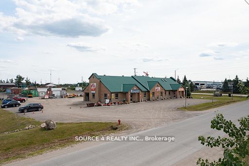 3399 9th Line Property Photo 3