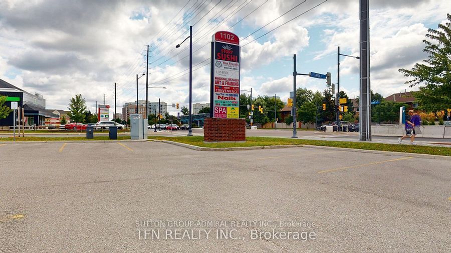 #1b - 1102 Centre Street Property Photo 16