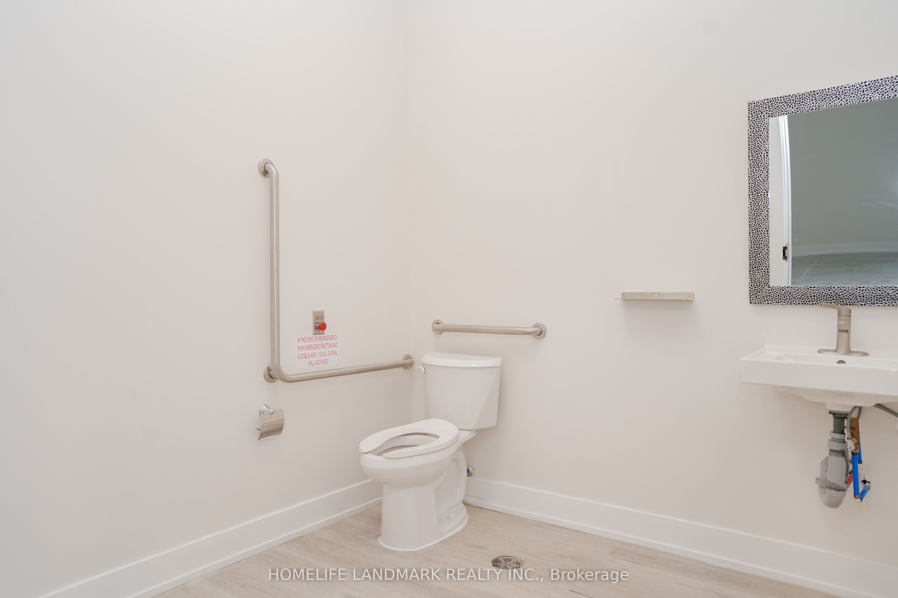 #13 Main - 135 Addison Hall Circle Property Photo 15