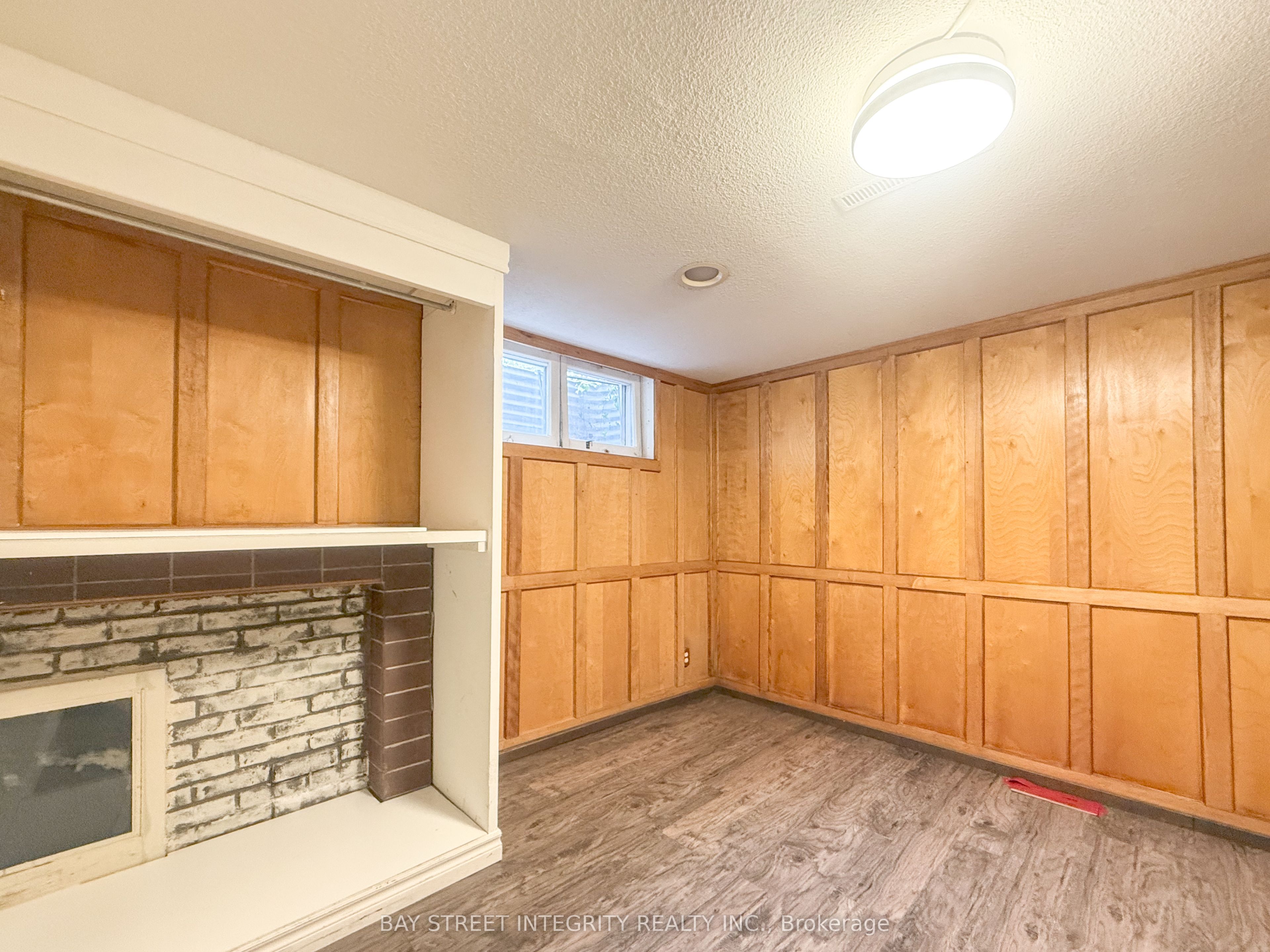 #lower - 10 Huckleberry Lane Property Photo 5