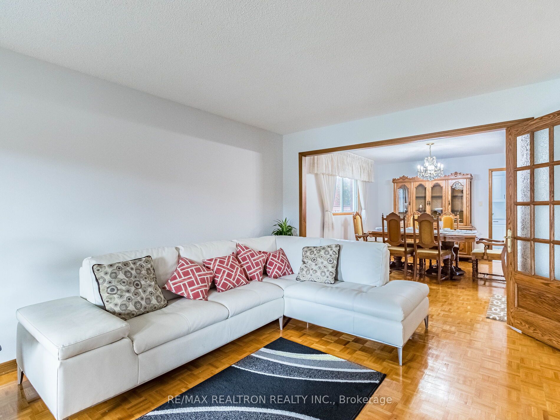 66 Nimbus Place Property Photo 4