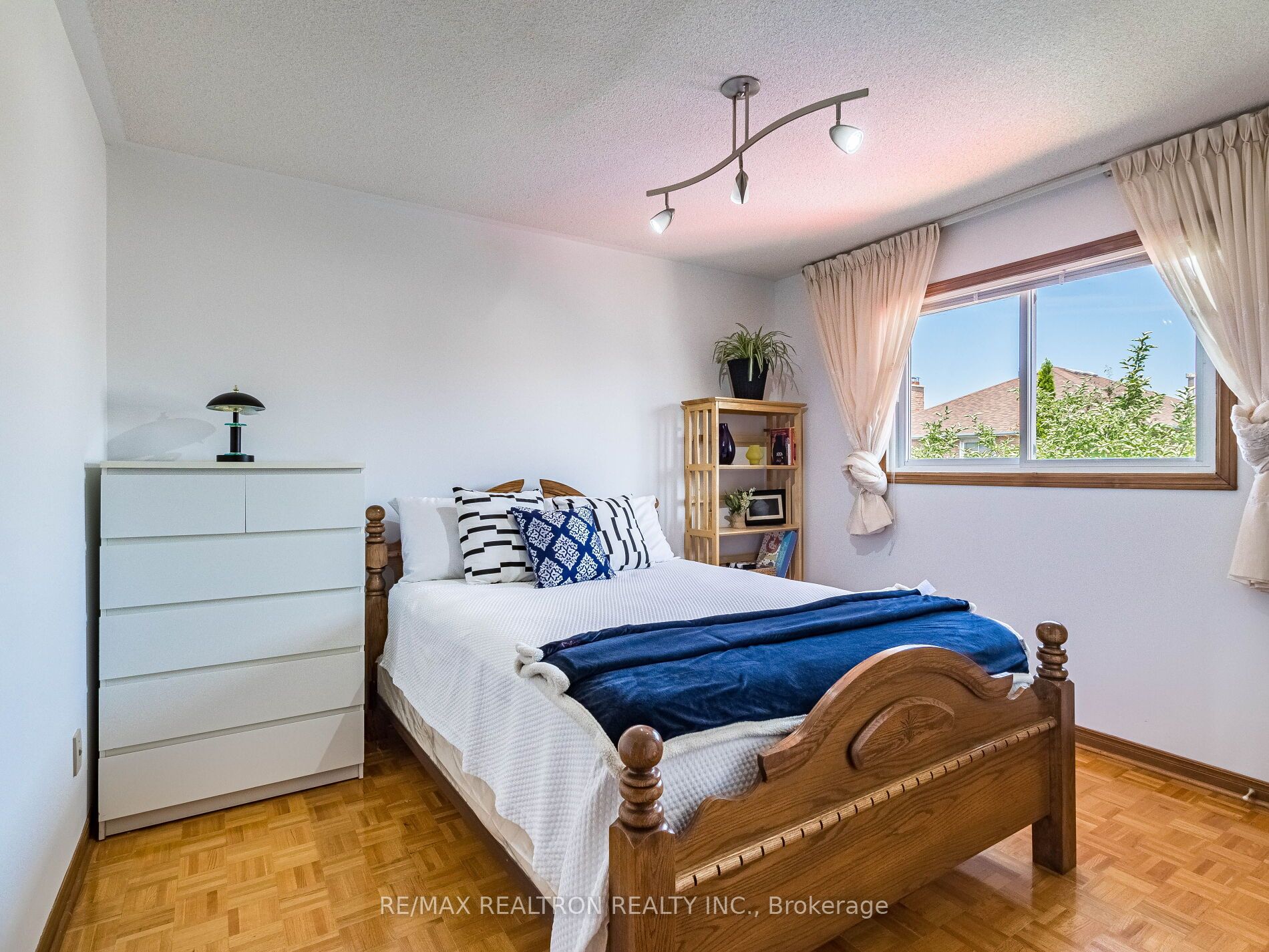 66 Nimbus Place Property Photo 29