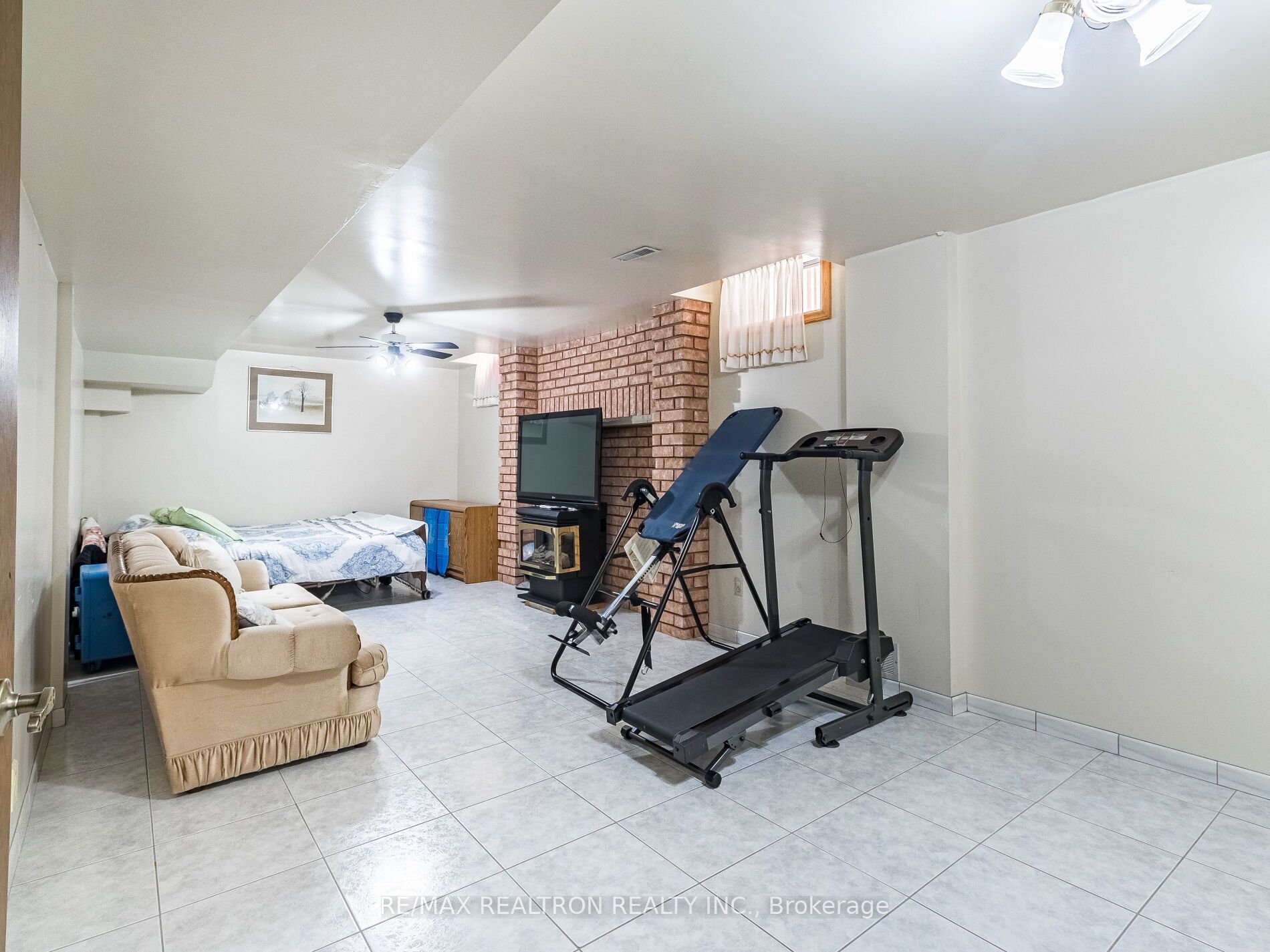 66 Nimbus Place Property Photo 30