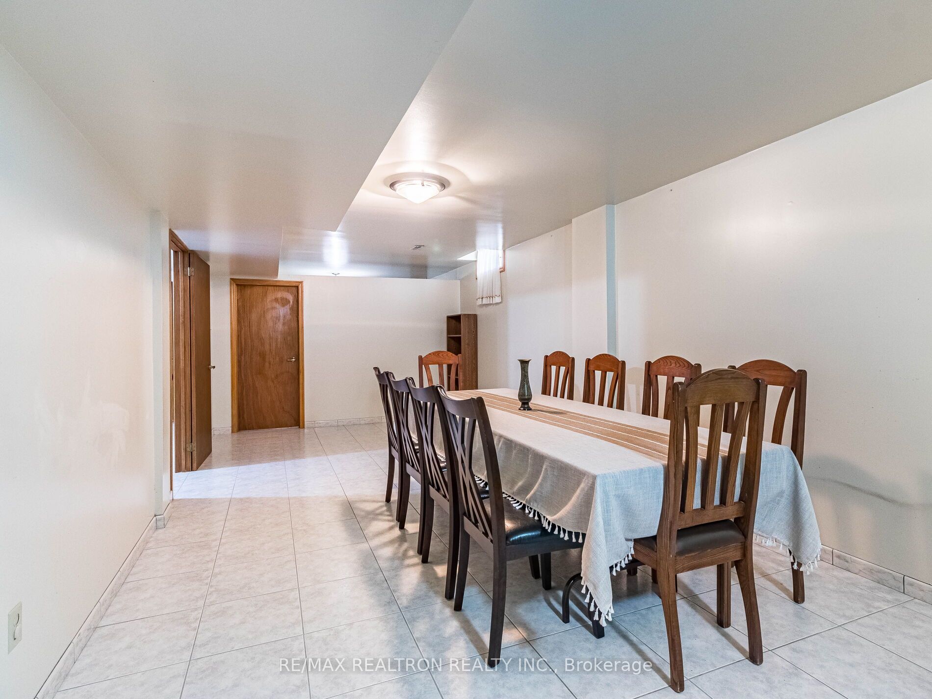 66 Nimbus Place Property Photo 34