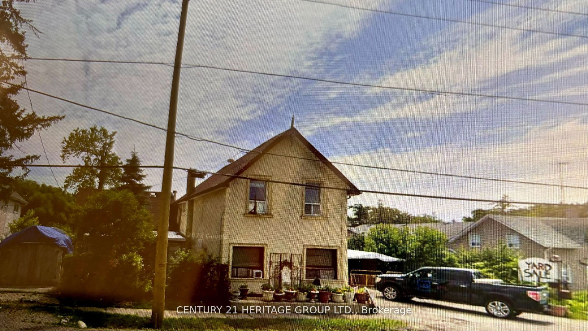 10953 Jane Street Property Photo 1