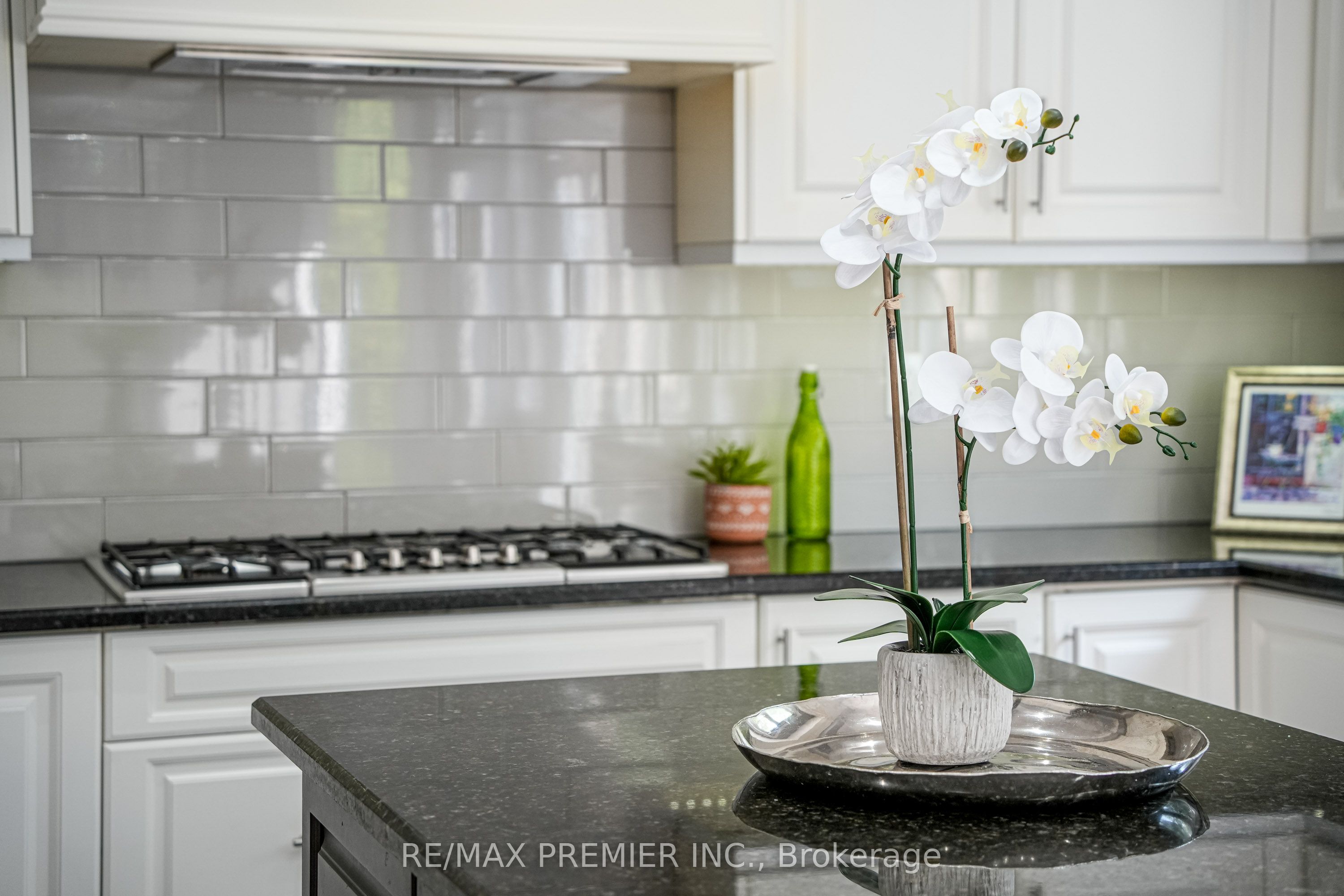 378 Poetry Drive Property Photo 16